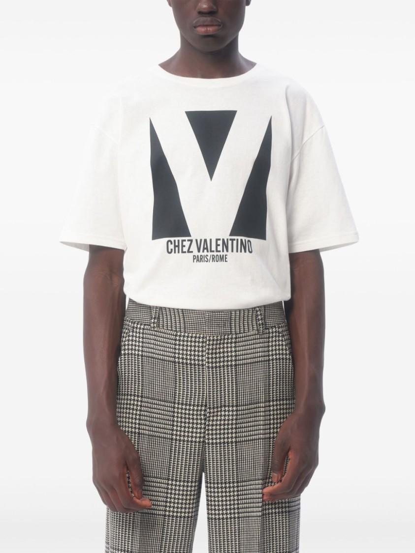 VALENTINO Mens Avorio Logo-print Crew-neck Cotton-jersey T-shirt Product Image
