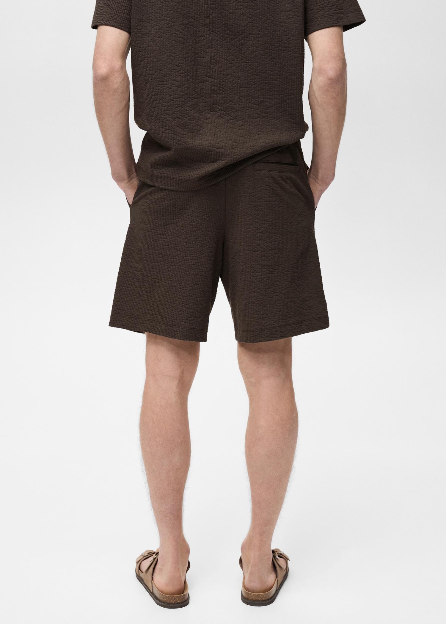 Seersucker shorts with drawstring - Men | MANGO USA Product Image