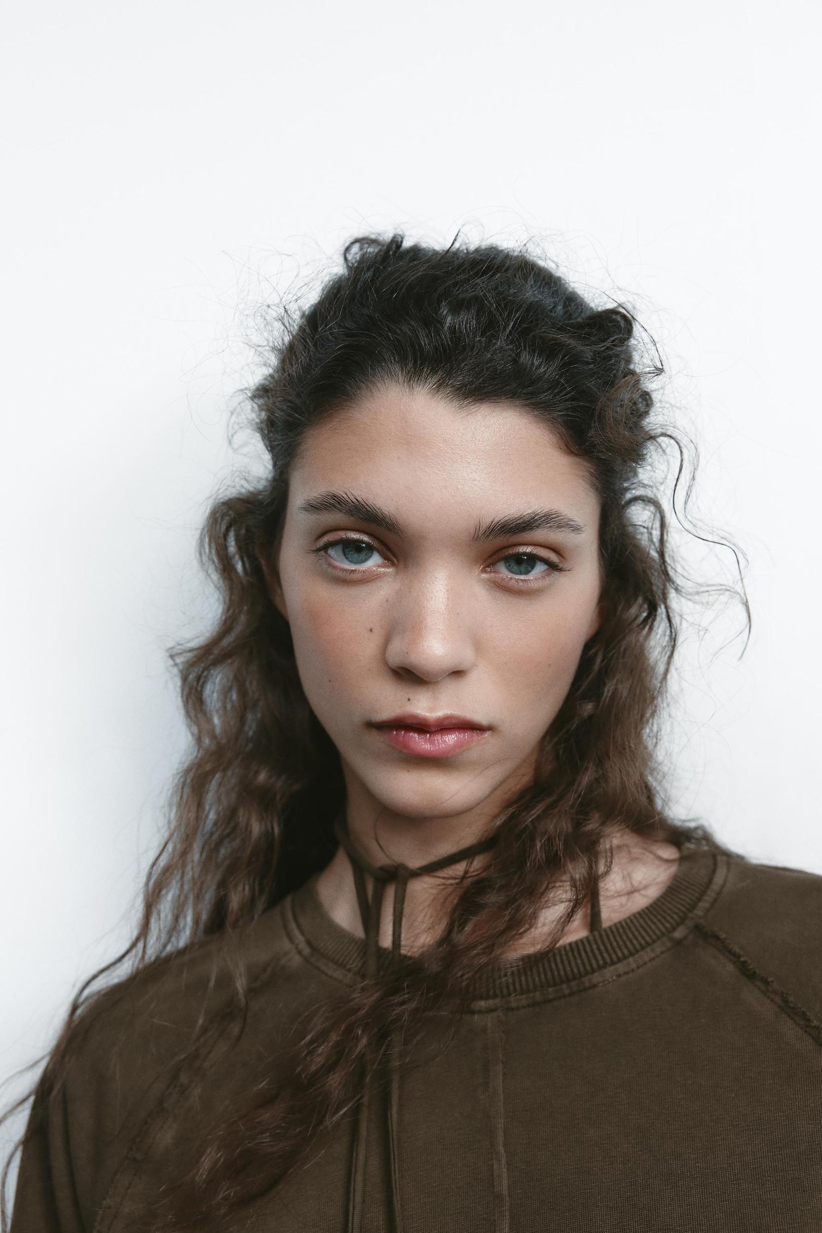 DOUBLE OVERSIZE WASHED EFFECT T-SHIRT Product Image