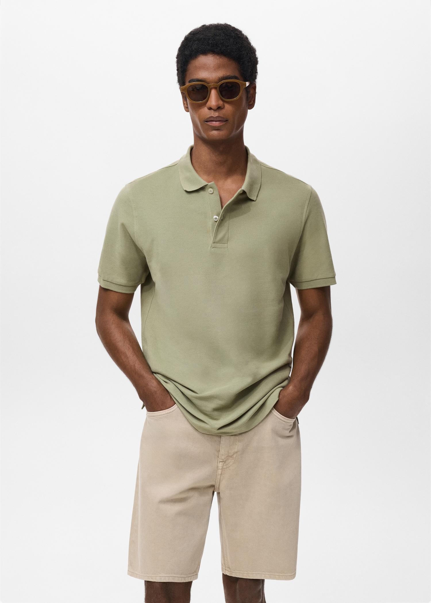 Regular-fit cotton piqué polo shirt - Men | MANGO USA Product Image
