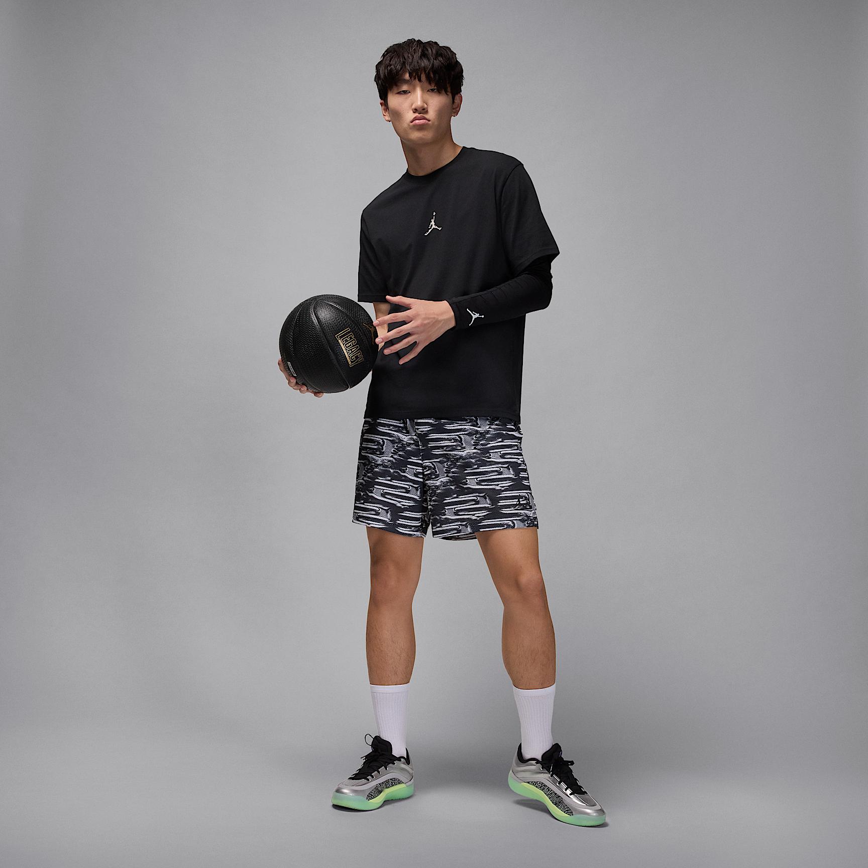 Jordan Sport Men's Dri-FIT Printed Mesh Shorts Product Image