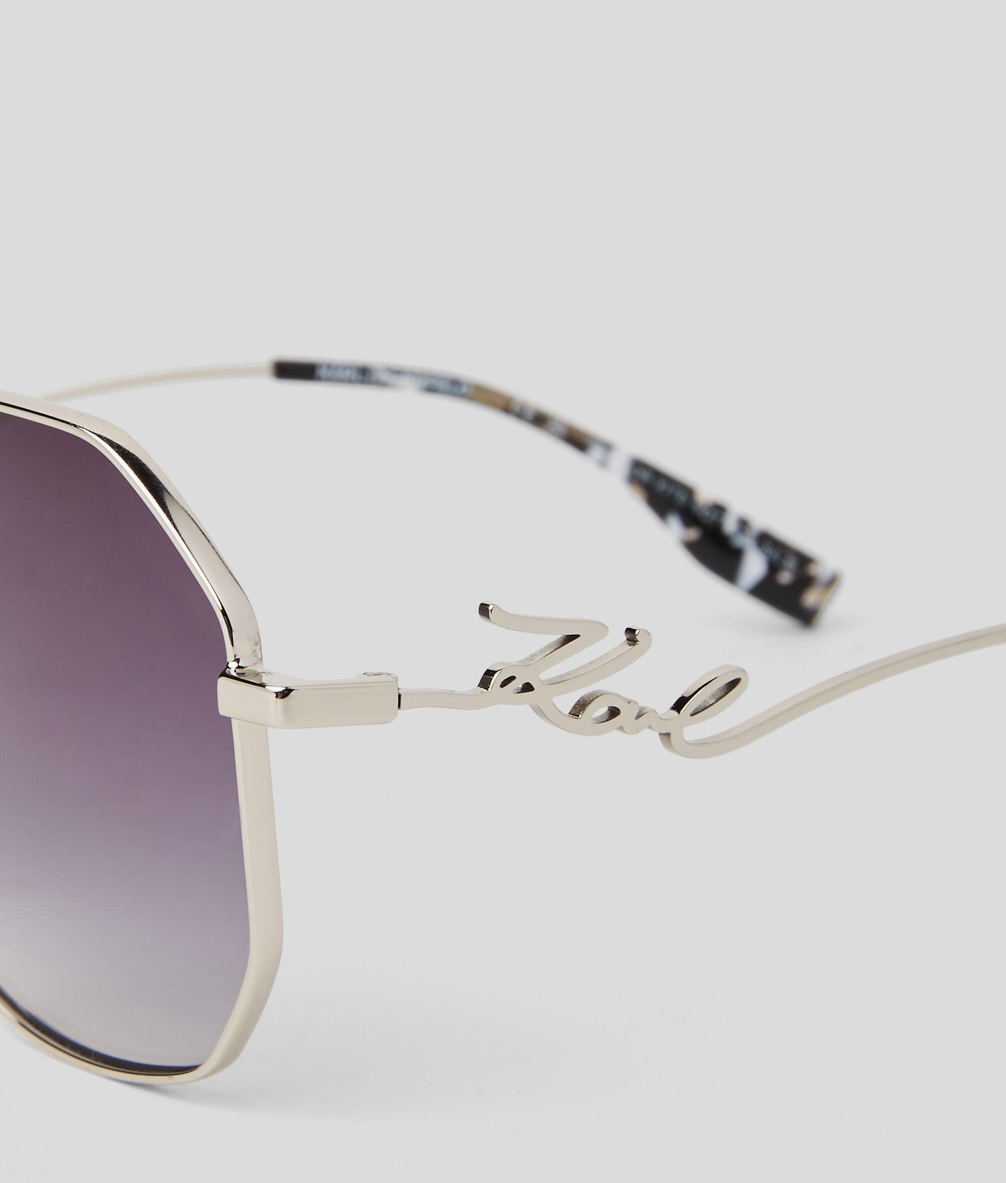 SIGNATURE SUNGLASSES Product Image