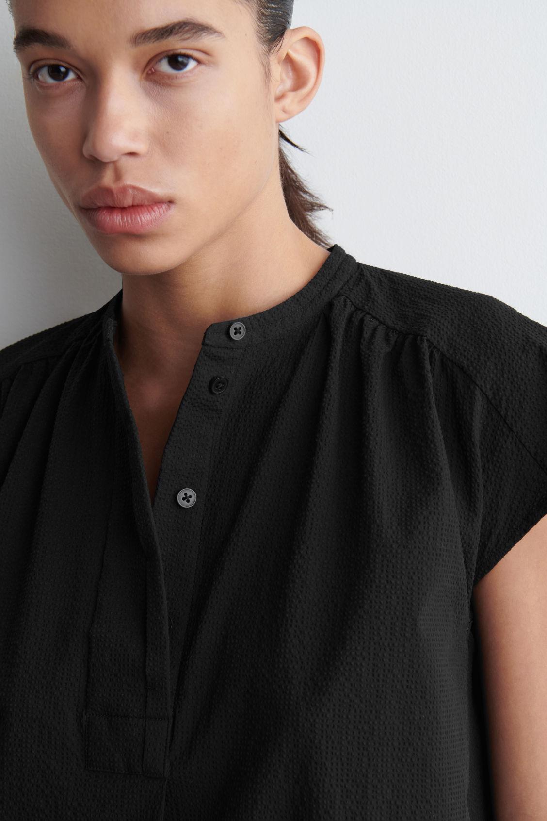 GATHERED GRANDAD-COLLAR BLOUSE Product Image