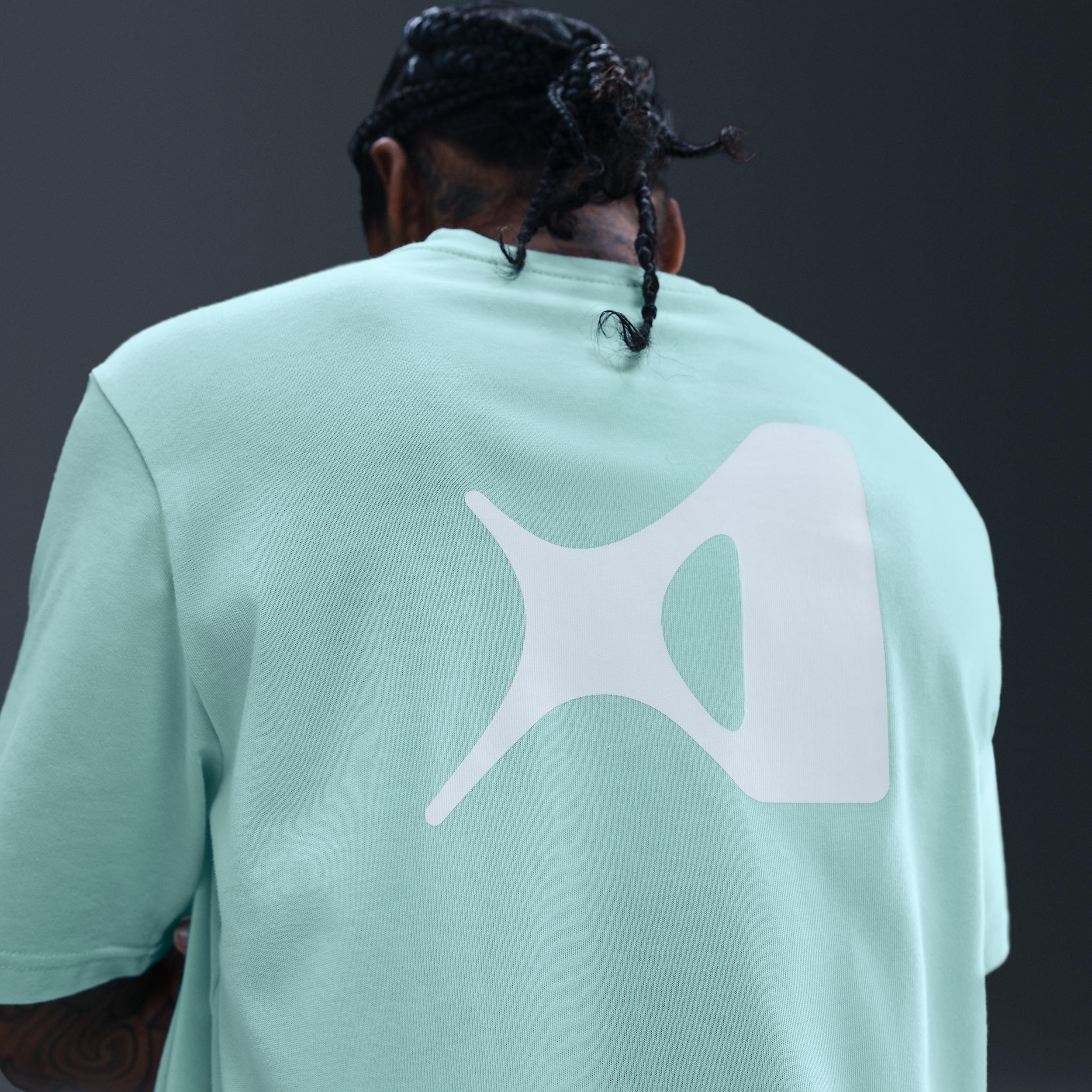 Nike Womens Aja Wilson Loose Short-Sleeve T-Shirt | HQ1696-011 Product Image