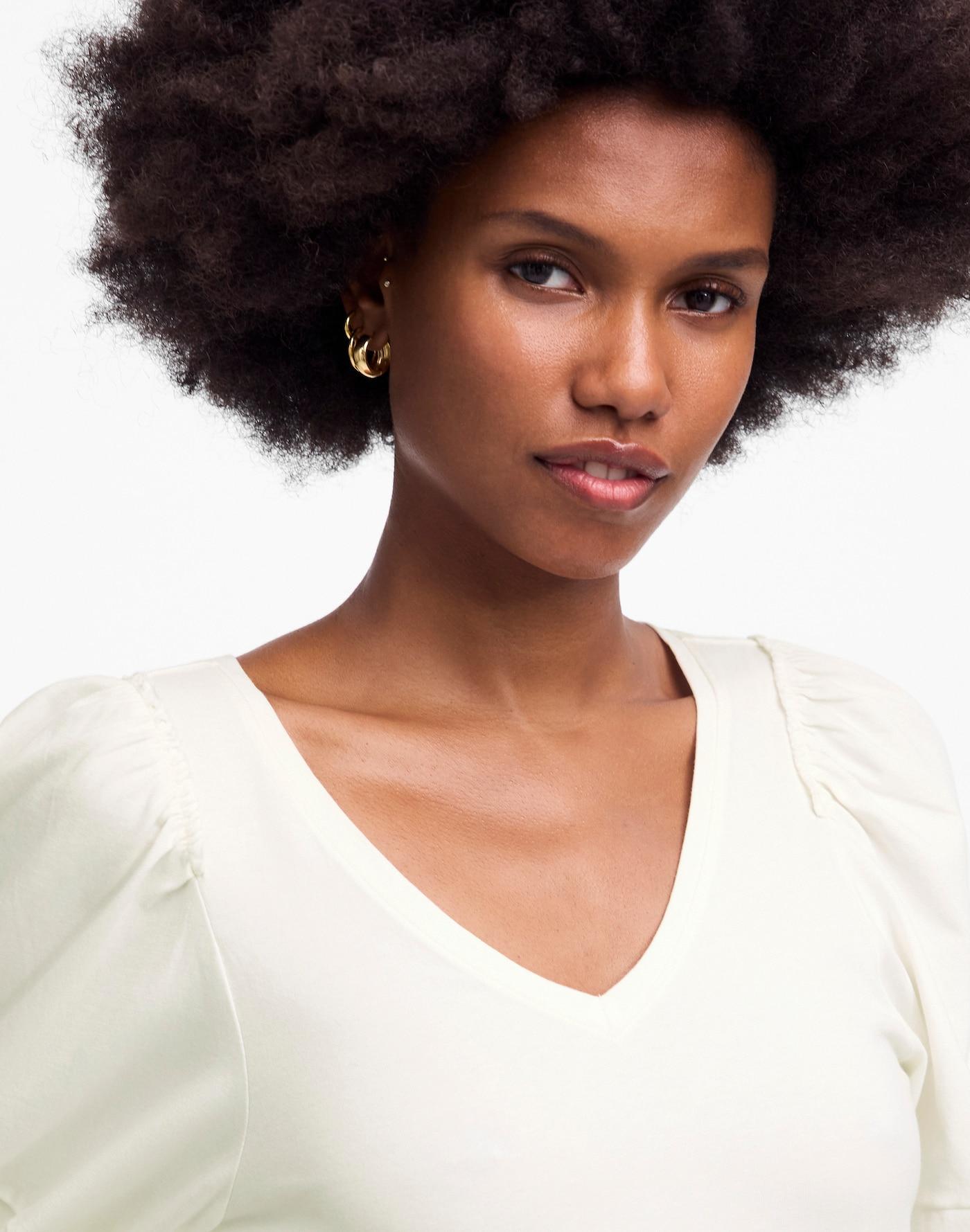 Puff-Sleeve V-Neck Tee Product Image