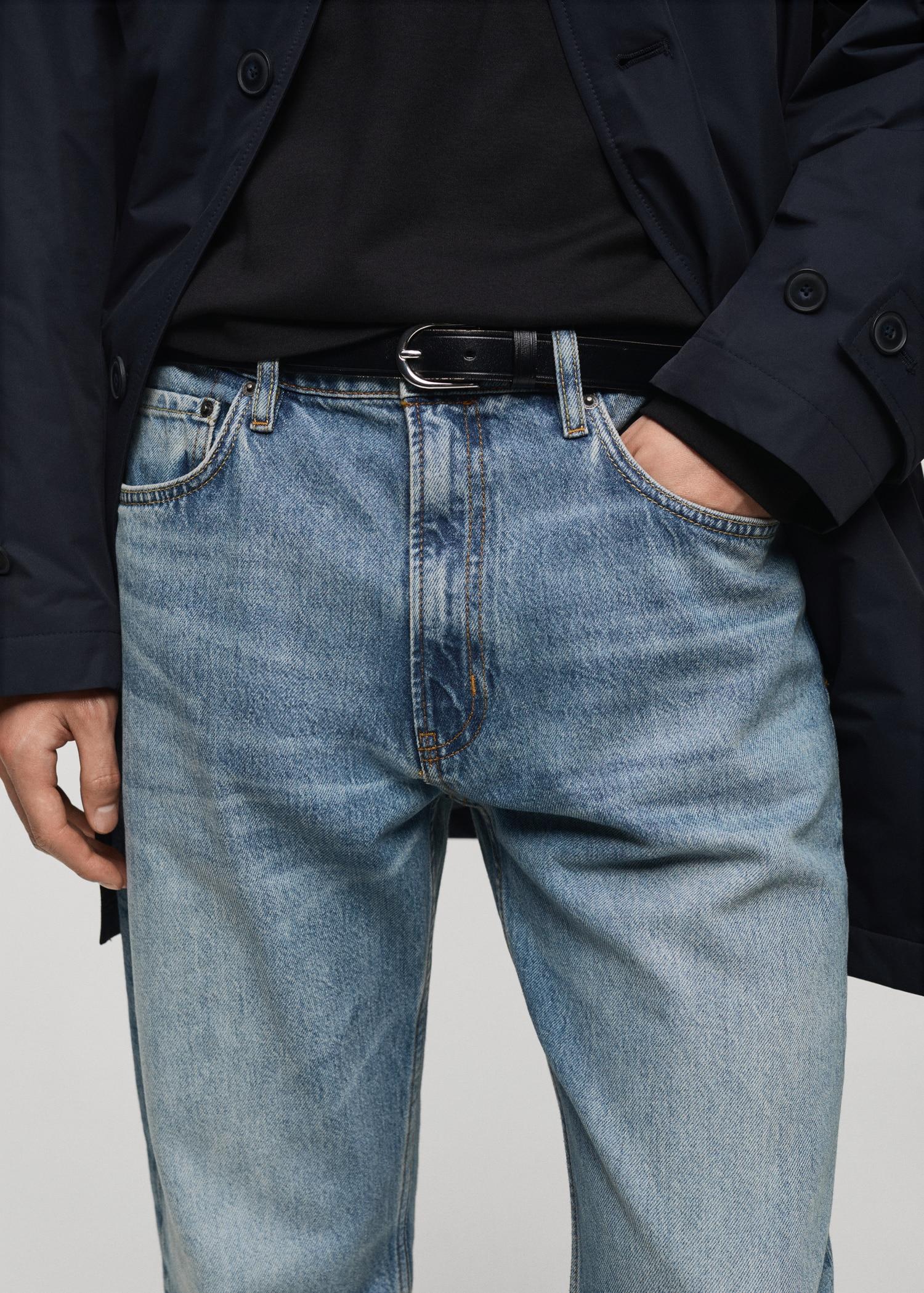 Moby straight-fit worn-effect jeans - Men | MANGO USA Product Image