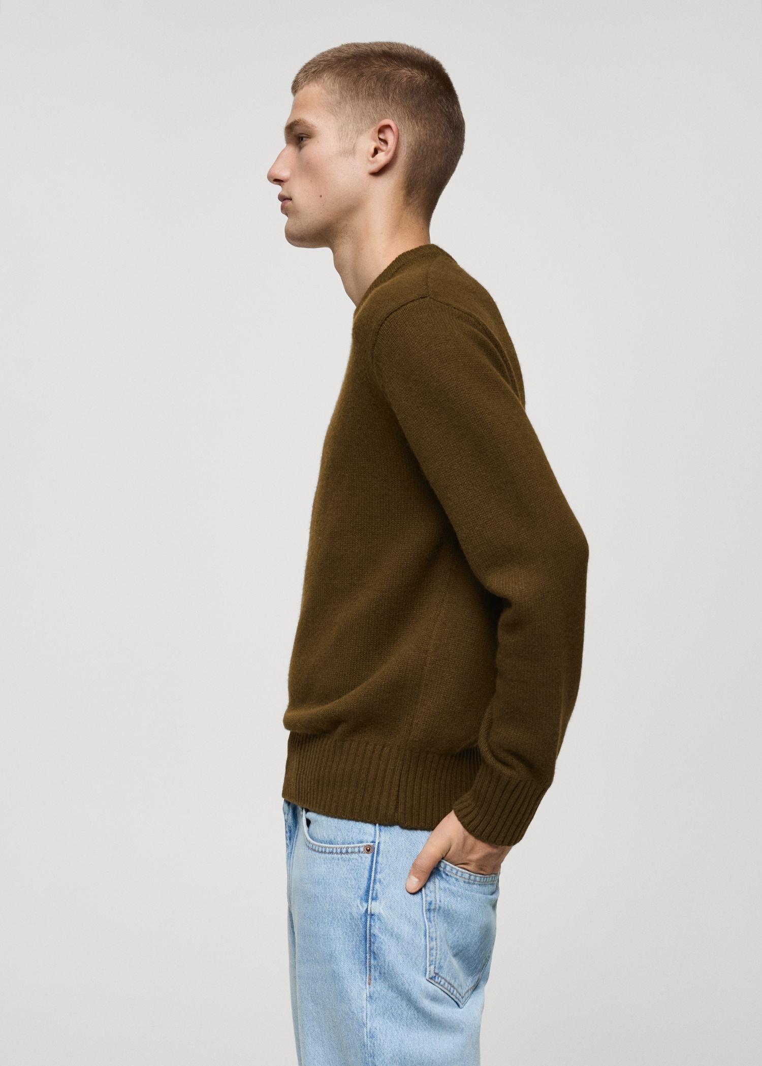 Knitted wool blend sweater - Men | MANGO USA Product Image
