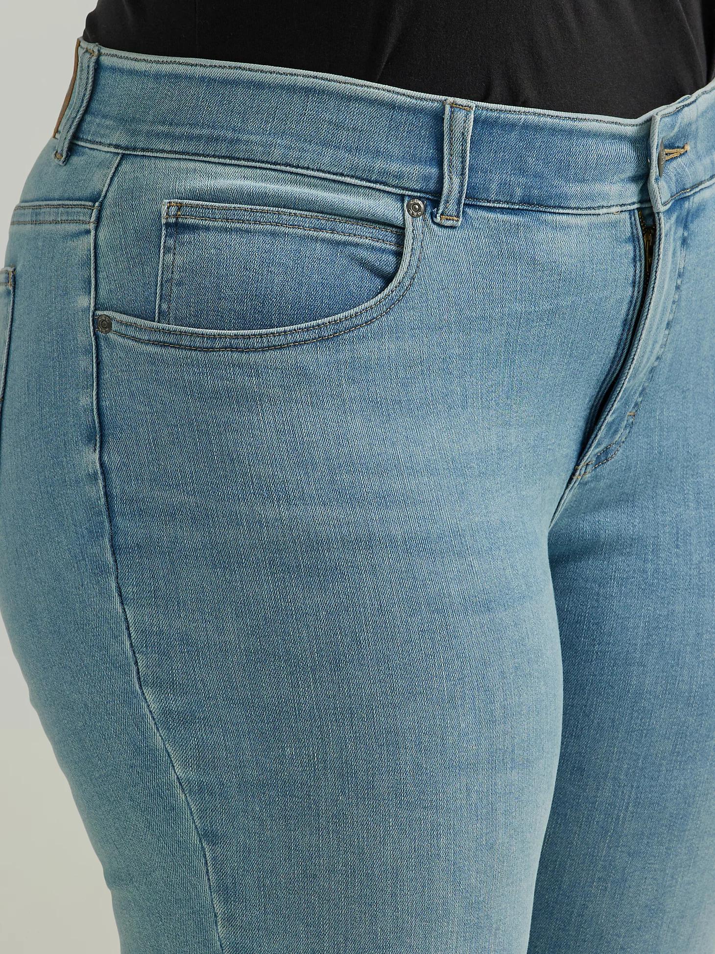 Women's Ultra Lux Comfort with Flex Motion Straight Jean (Plus) | Women's Jeans | Lee® Product Image