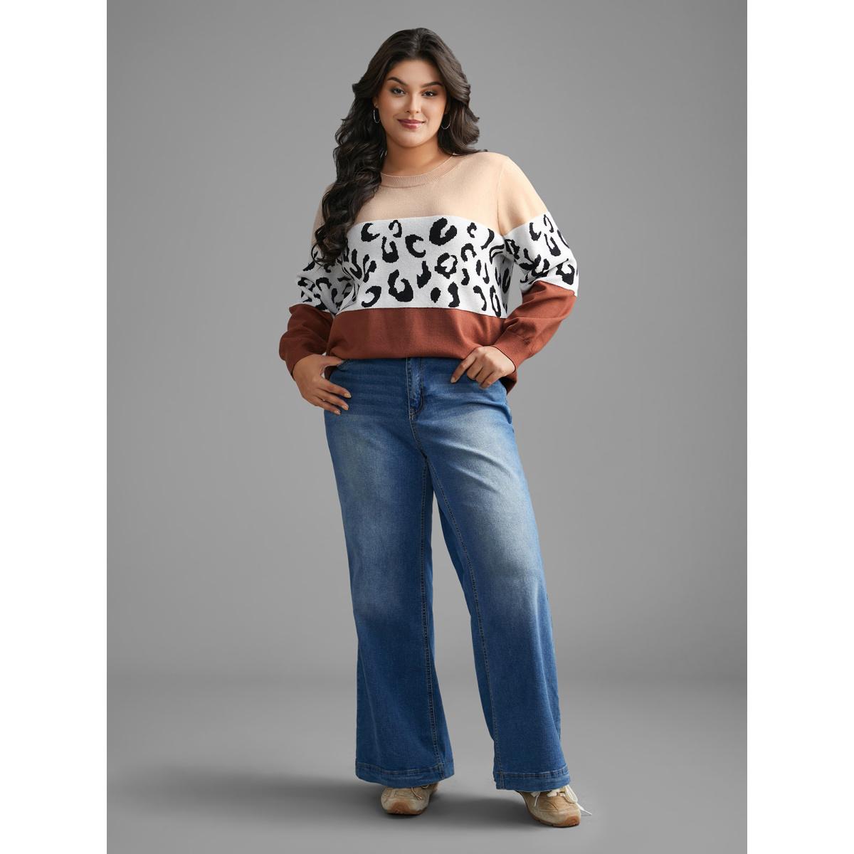 Plus Size Crew Neck Leopard Print Contrast Pullover Browncoffeecolor Women Casual Loose Long Sleeve Round Neck Everyday Pullovers BloomChic 28/5X Product Image