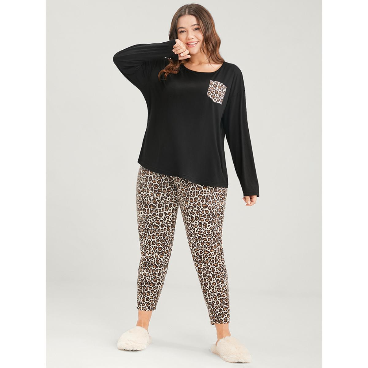 Plus Size Leopard Print Pocket Pajama Set Women Black Casual Leopard Patchwork V-neck Loungewear BloomChic 22-24/3X Product Image