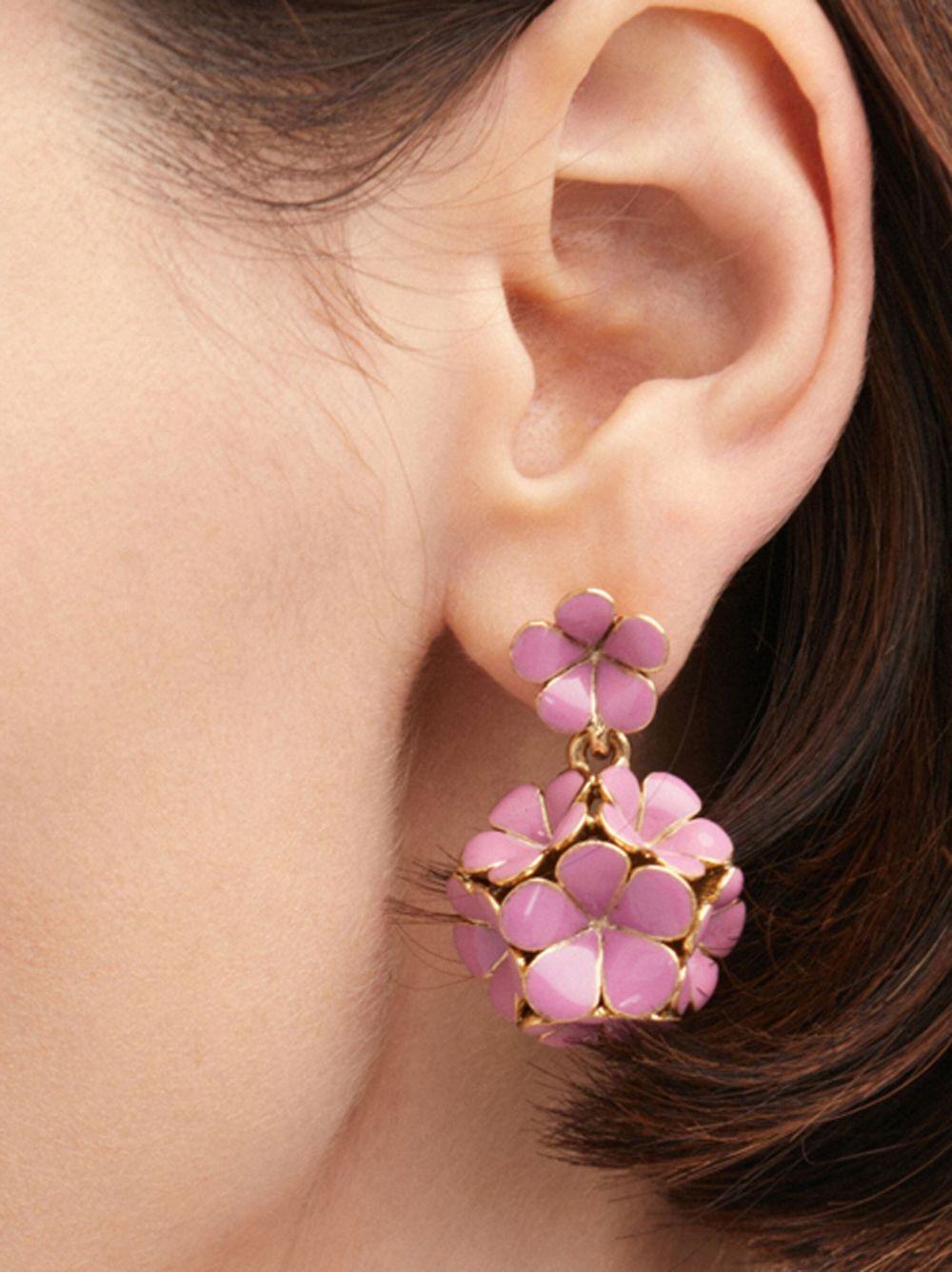 Flower drop clip-on earrings Product Image