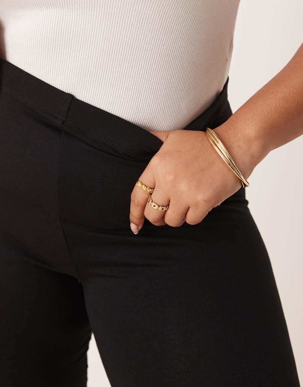 ASOS DESIGN Curve basic legging shorts Product Image