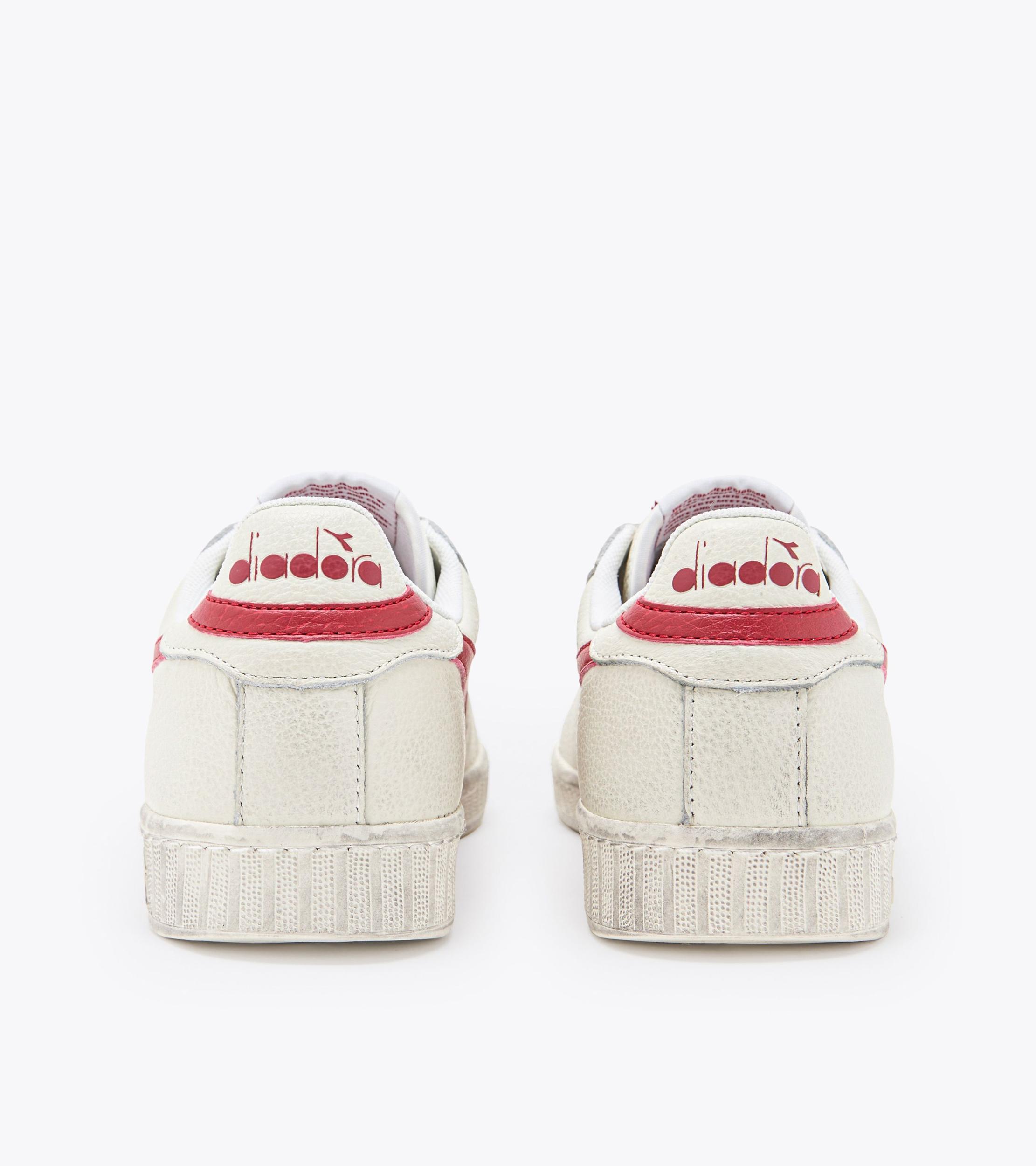 GAME L LOW WAXED Product Image