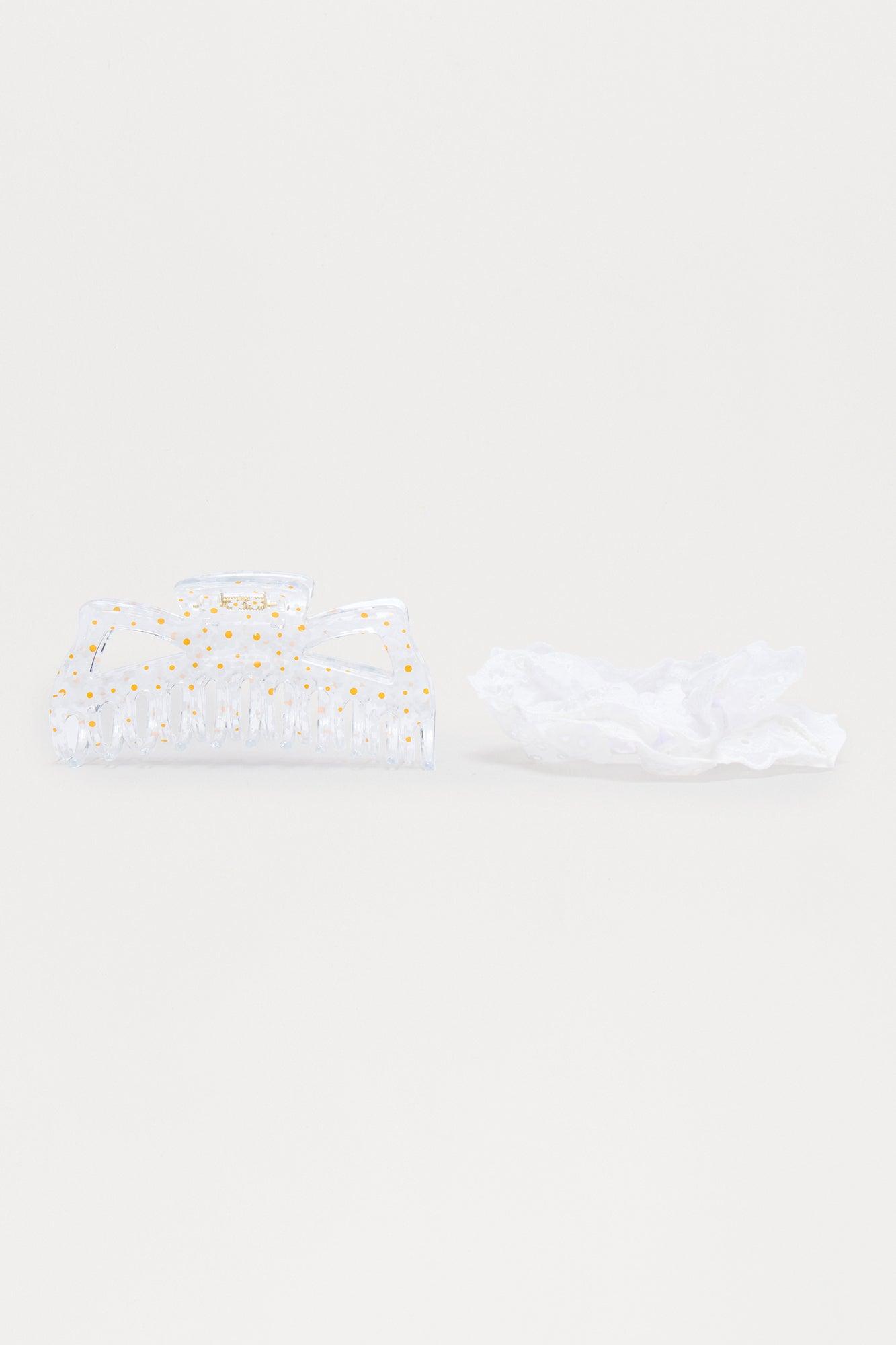 Chasing Daisies Floral 2 Piece Hair Set - White/combo Product Image