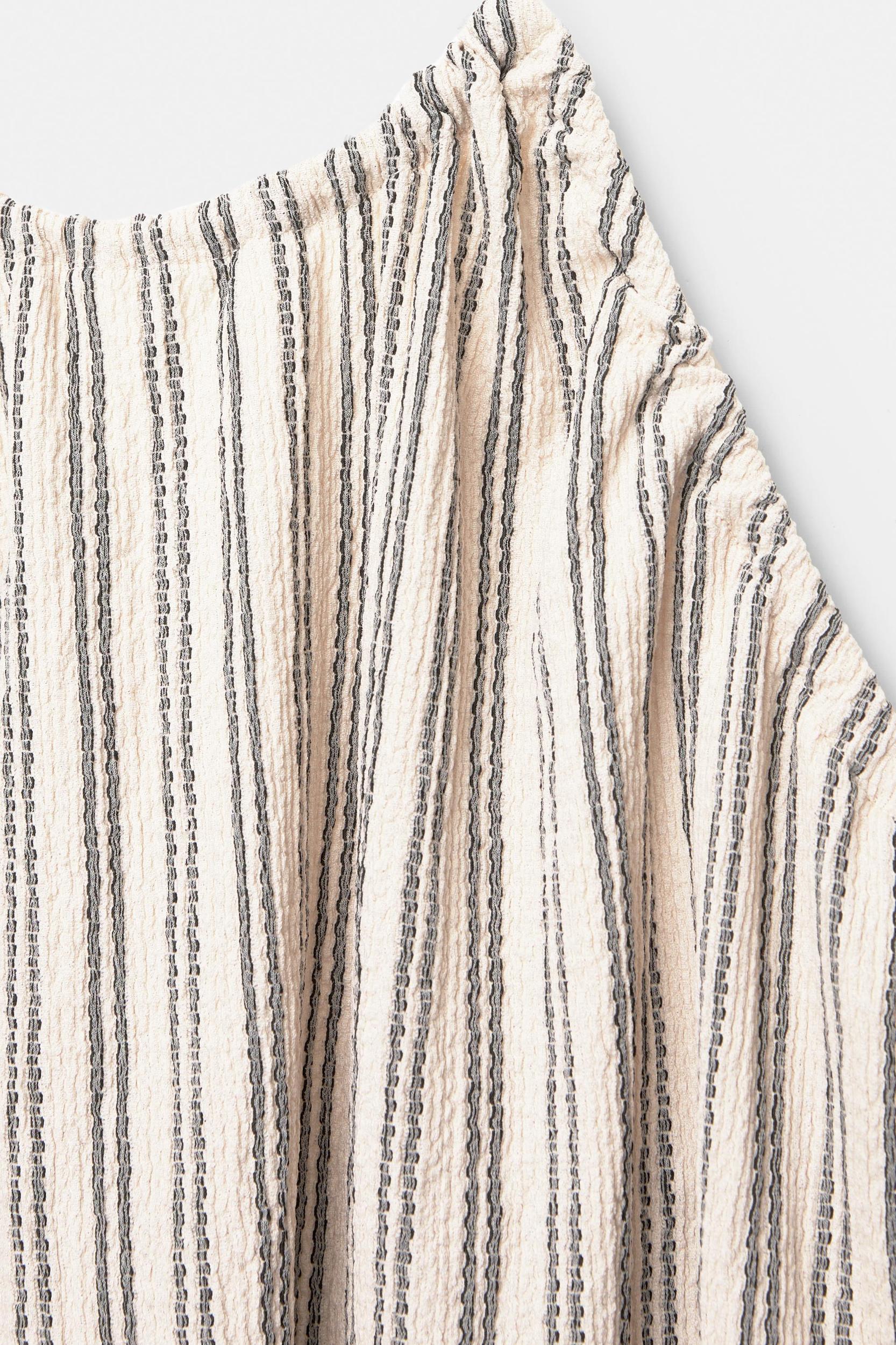 Striped halter top Product Image