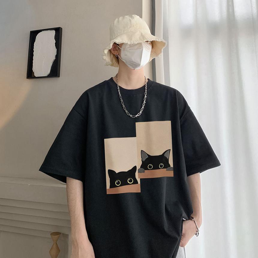 Elbow-Sleeve Crewneck Cat Print T-Shirt Product Image