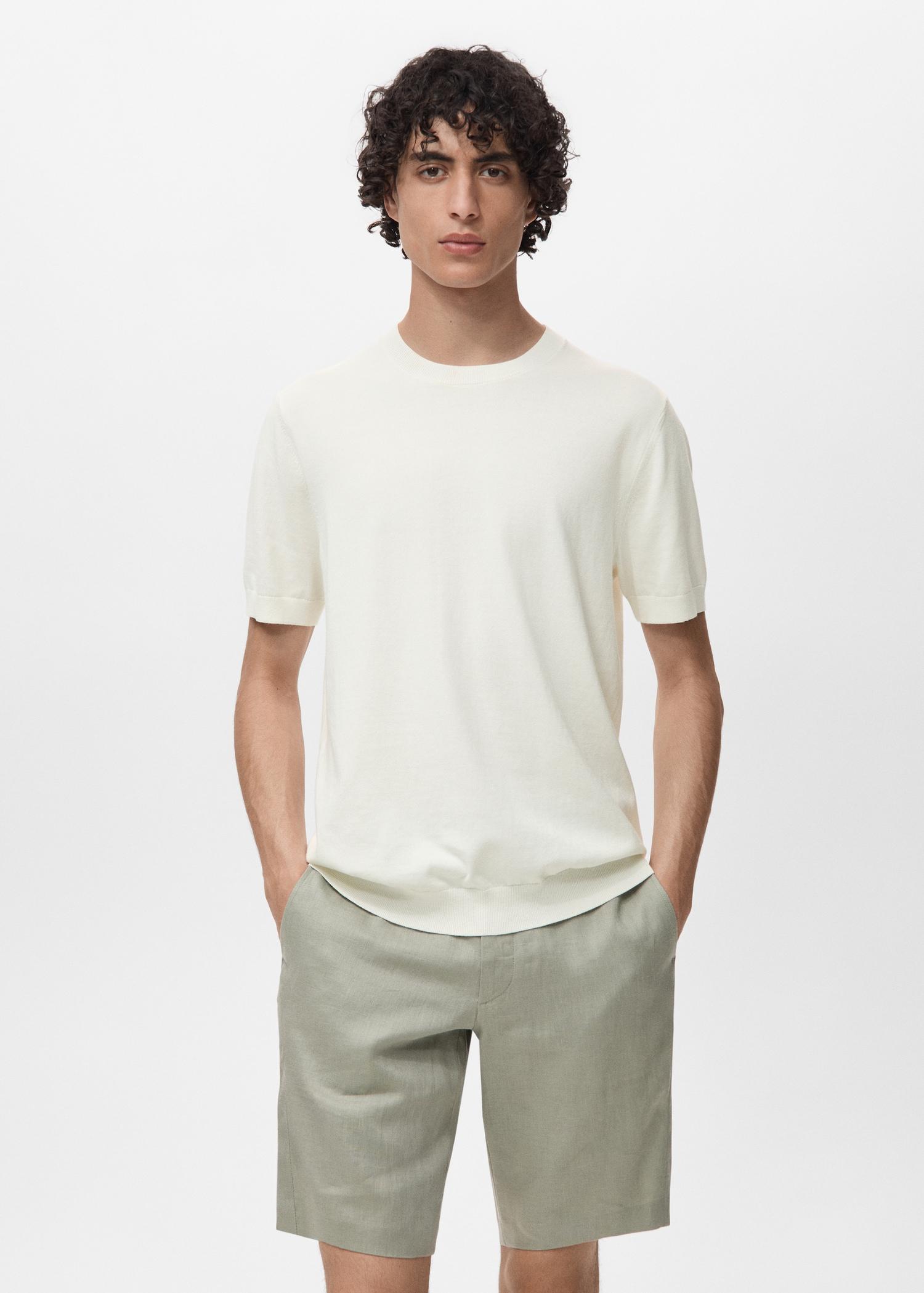 Cotton fine-knit t-shirt - Men | MANGO USA Product Image