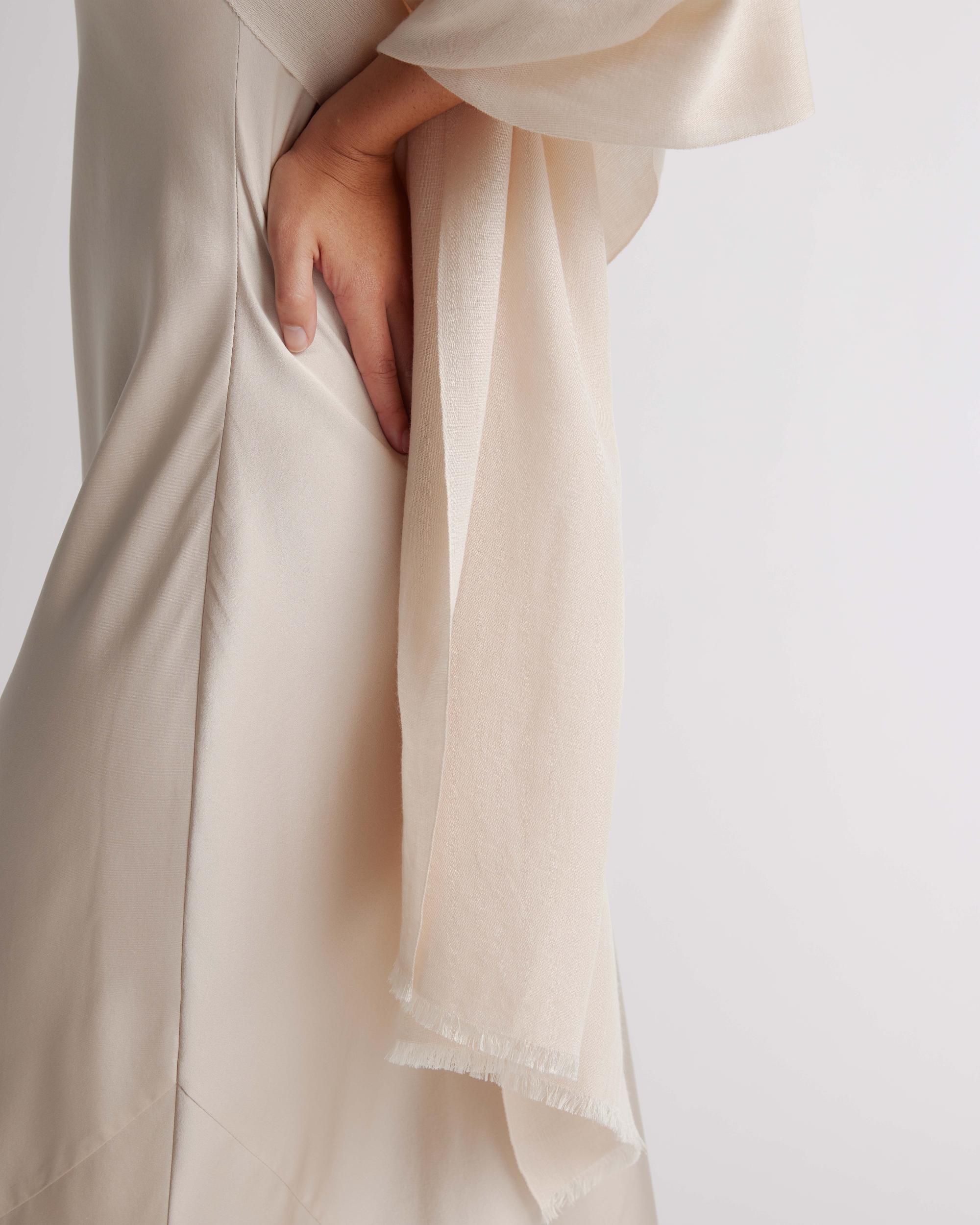 Quince | Women's Featherweight Cashmere Silk Frayed Edge Scarf Product Image