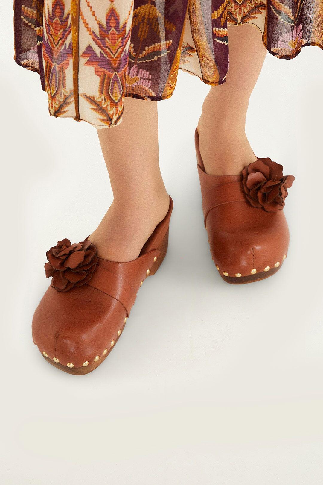 Brown Flower Clog Product Image