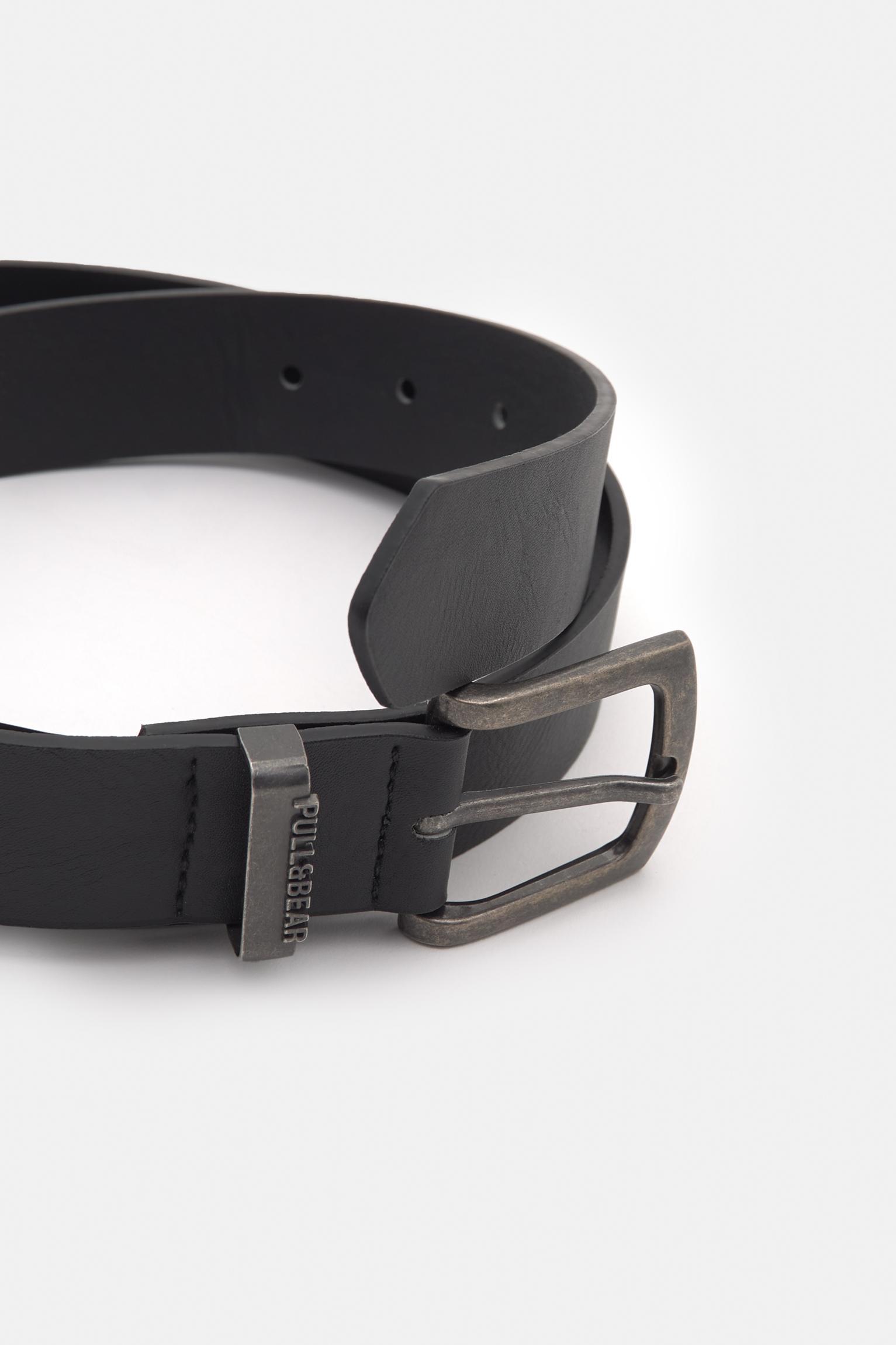 Faux leather belt with logo buckle Product Image