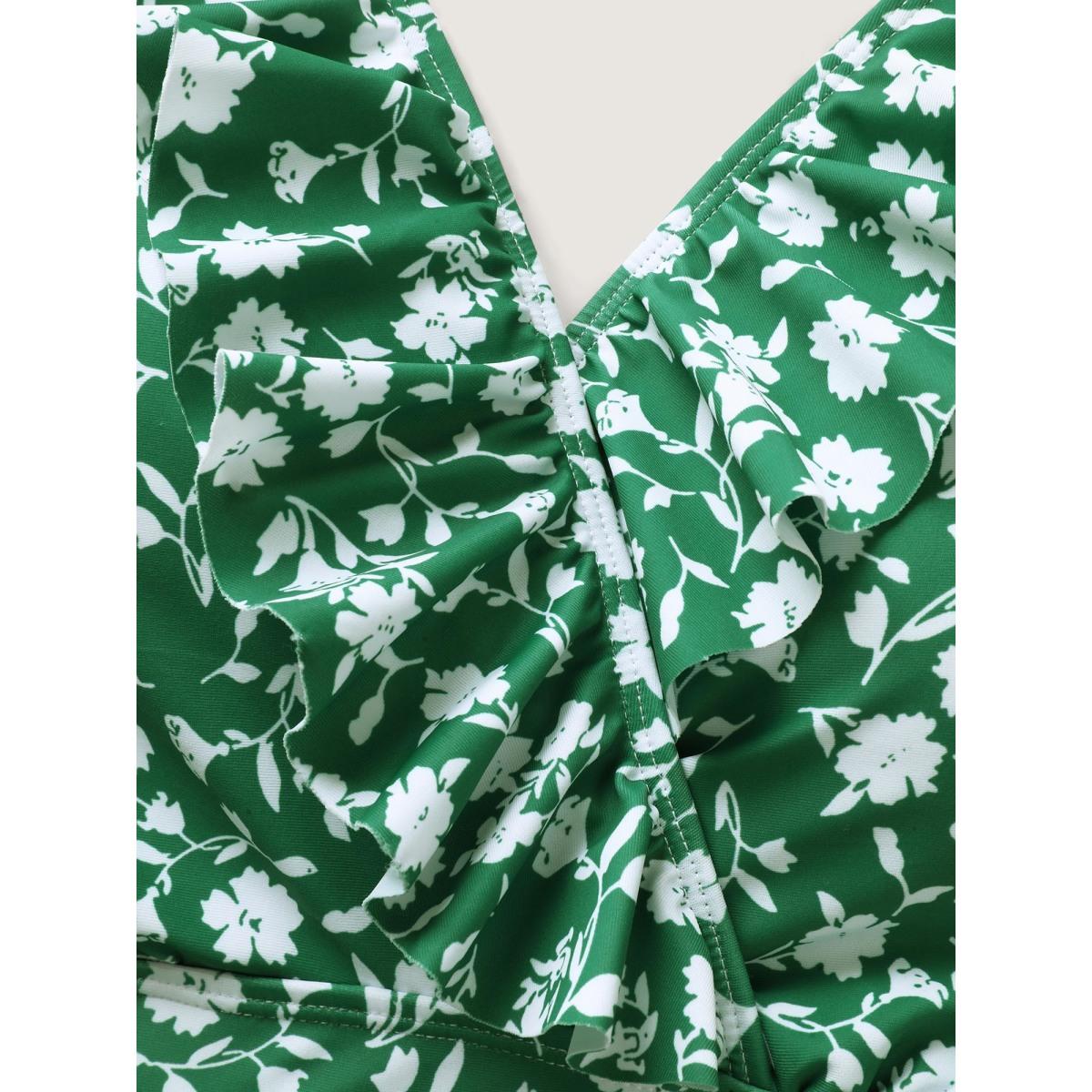 Plus Size Ruffled Ditsy Floral Print Swim Top Women's Swimwear Greenbean Resort Ruffles High stretch Skinny Overlap Collar Curve Swim Tops BloomChic 22-24/3X Product Image