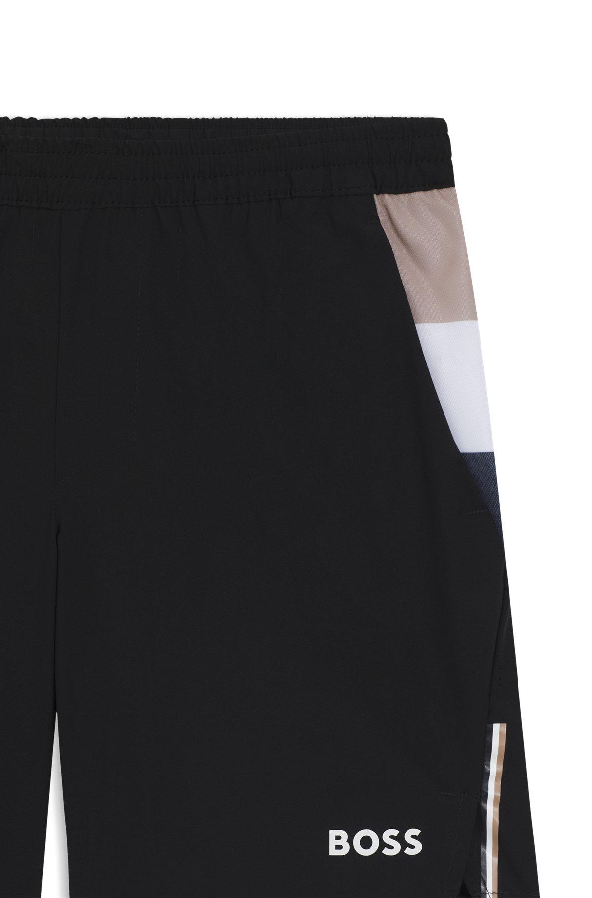 Active tennis shorts in stretch fabric with moisture management Product Image