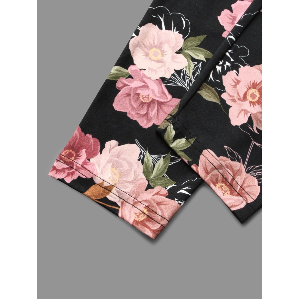 Plus Size Floral Mid Rise Skinny Leggings Women BlackFlower Elegant Medium stretch Skinny Mid Rise Everyday Leggings BloomChic 14-16/1X Product Image