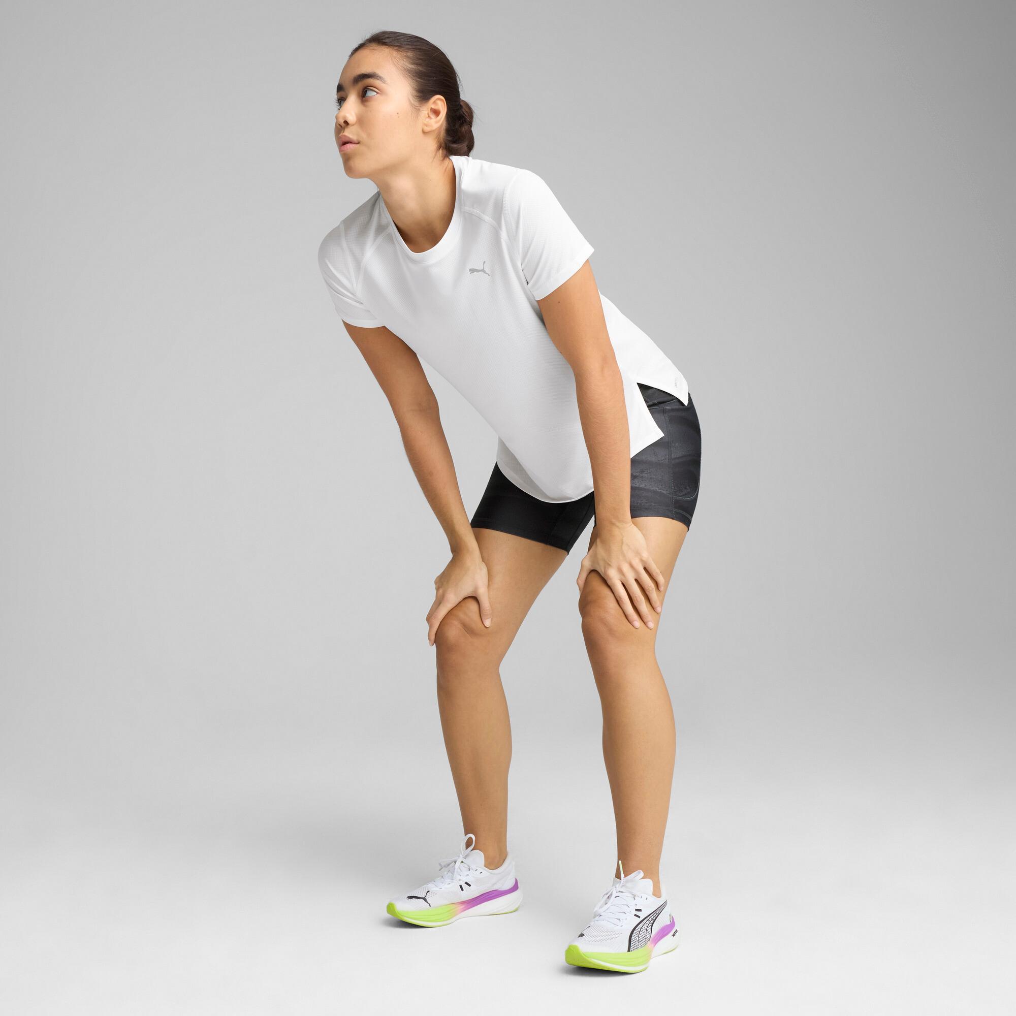 RUN Women's Graphic Mesh Tee Product Image