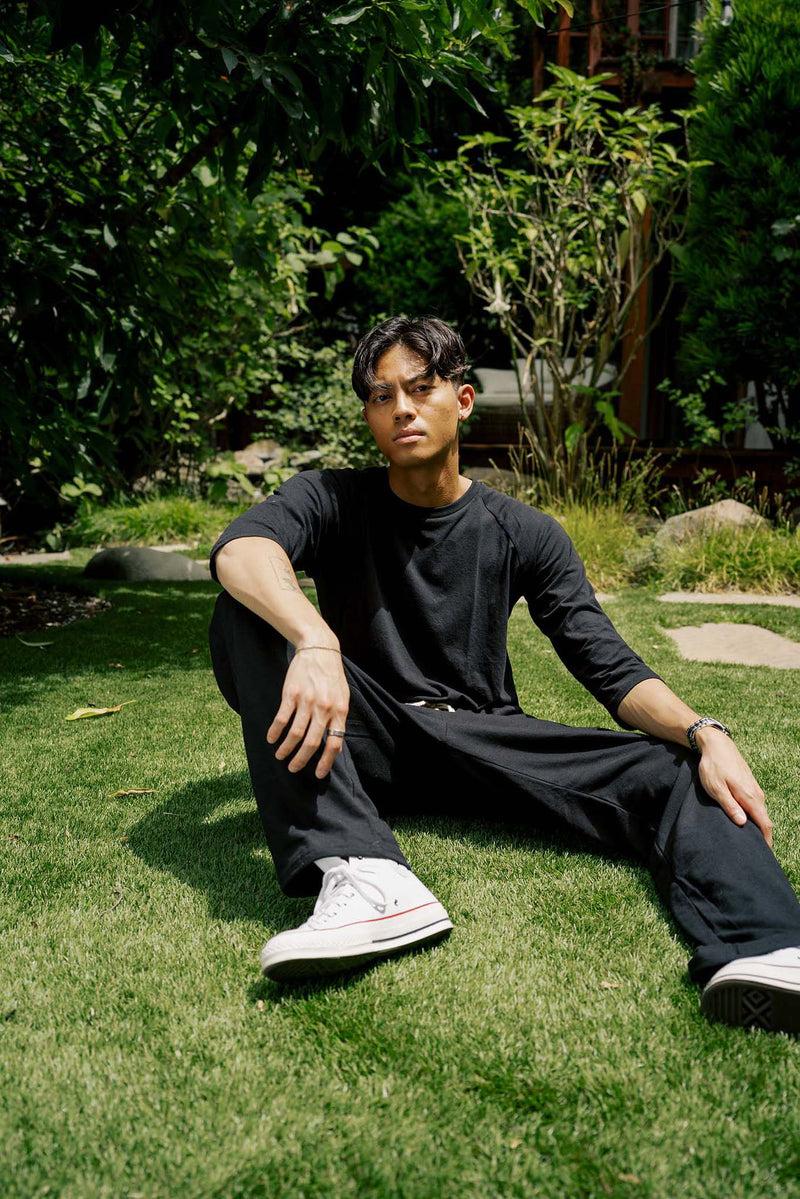 Men's Organic Raglan in Black Product Image