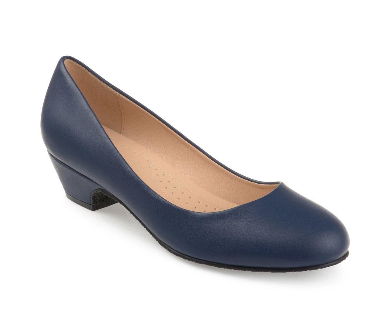 Women's Journee Collection Saar Pumps Product Image
