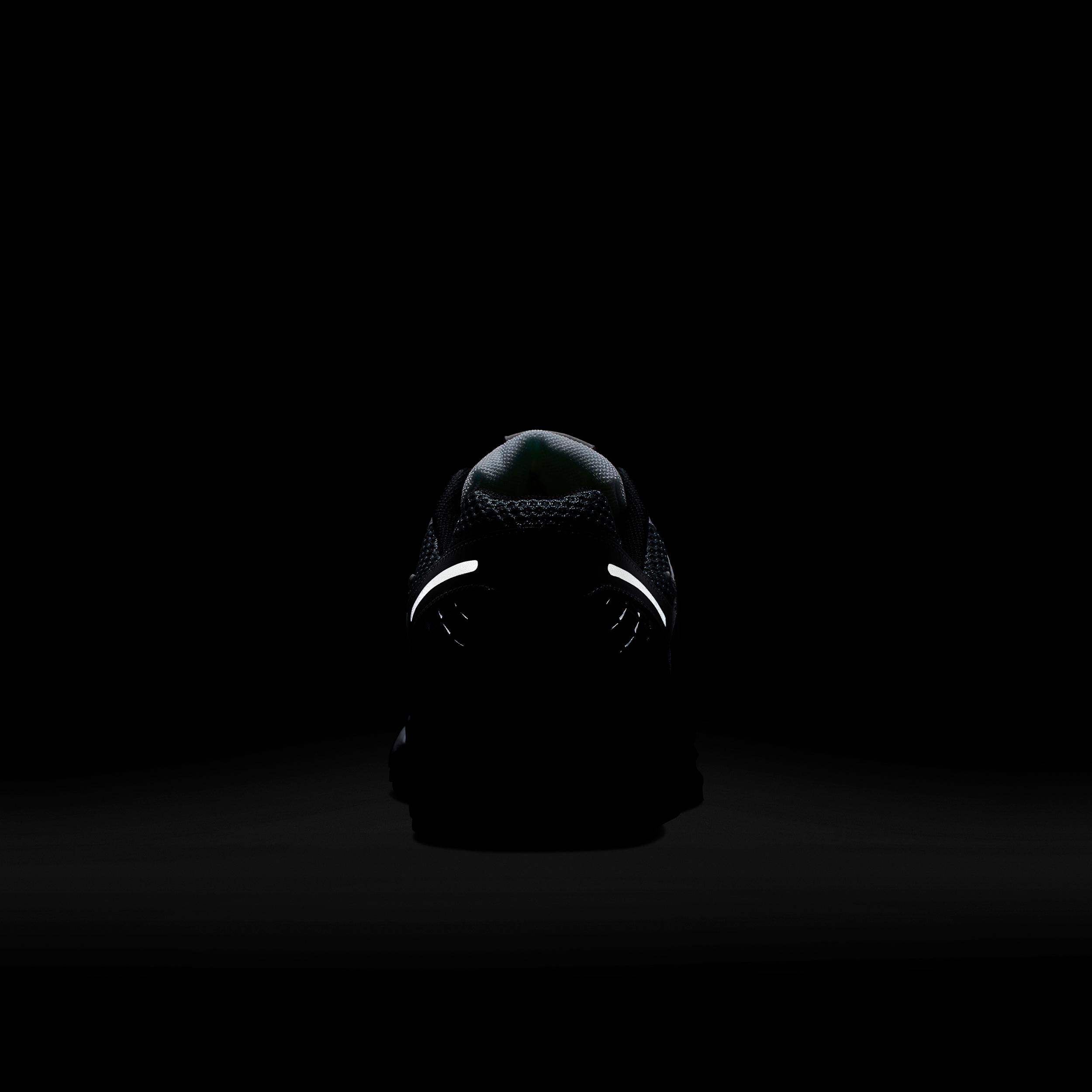 Nike Mens Zoom Vomero 5 SE SP Shoes | CI1694-001 Product Image