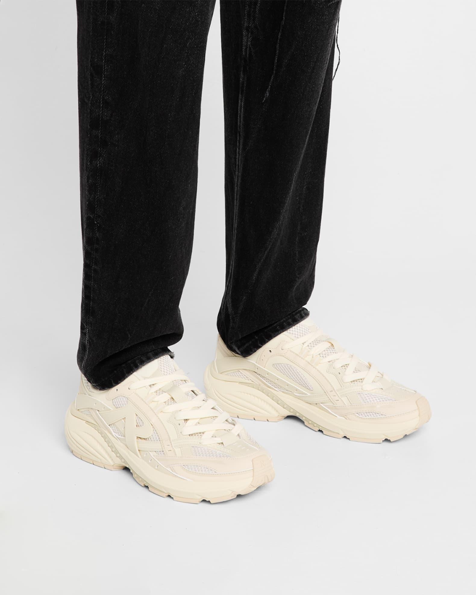 Men's Mesh Fashion Runner Sneakers Product Image