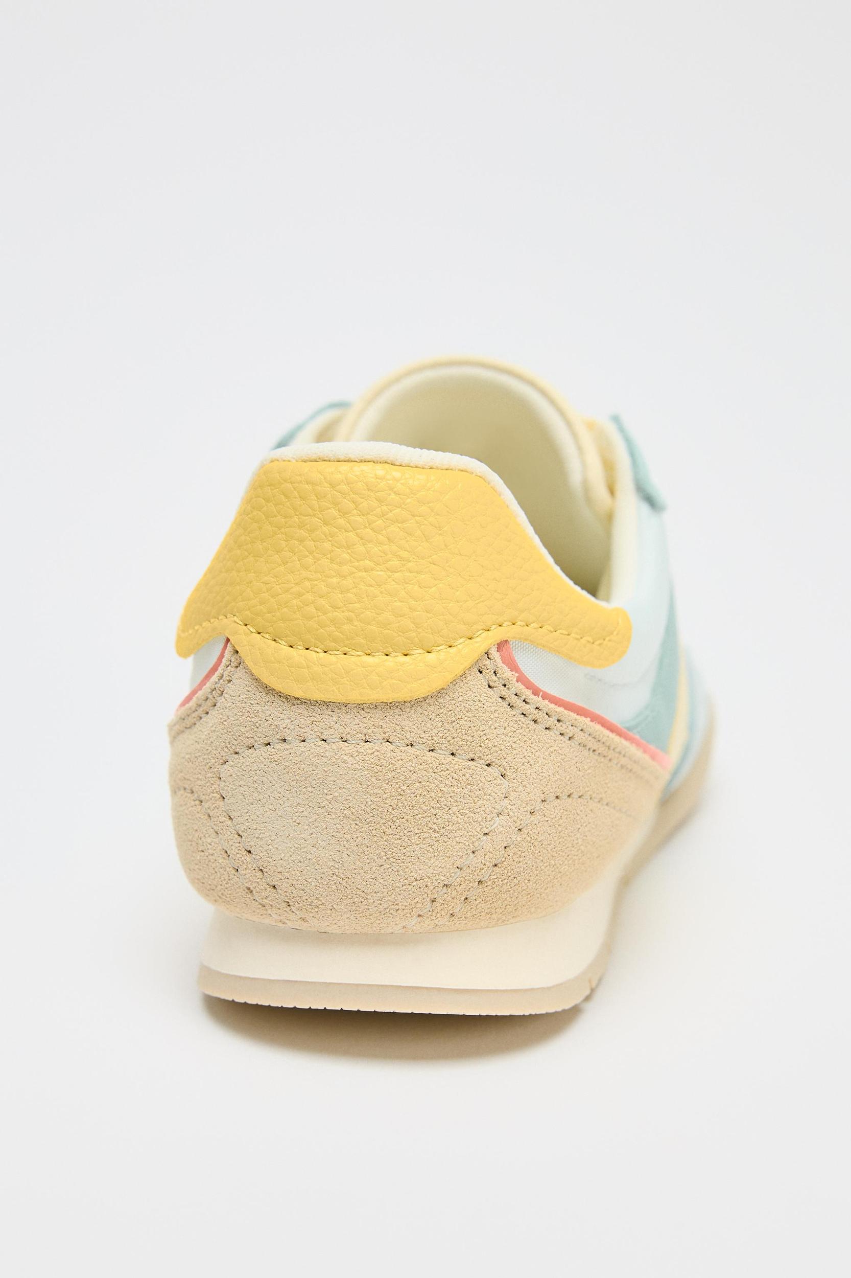 COLOR COMBINATION RUNNING SHOES Product Image