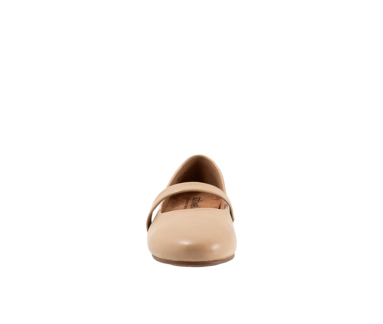 Women's Softwalk Samara Flats Product Image