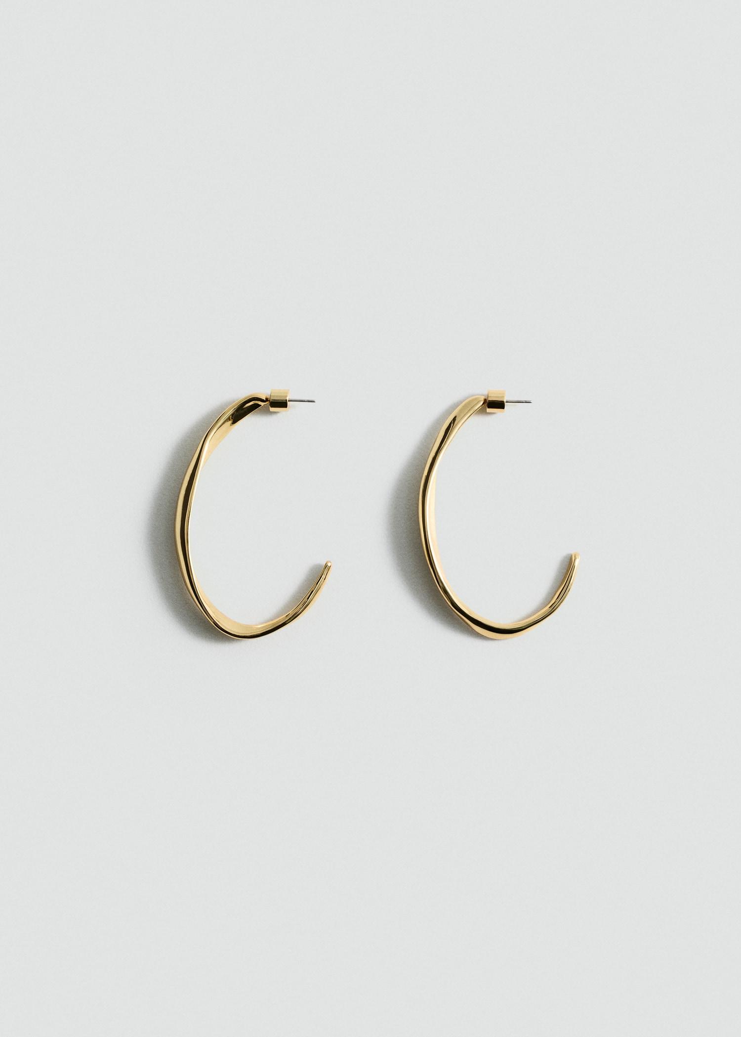 Twisted hoop earrings - Women | MANGO USA Product Image