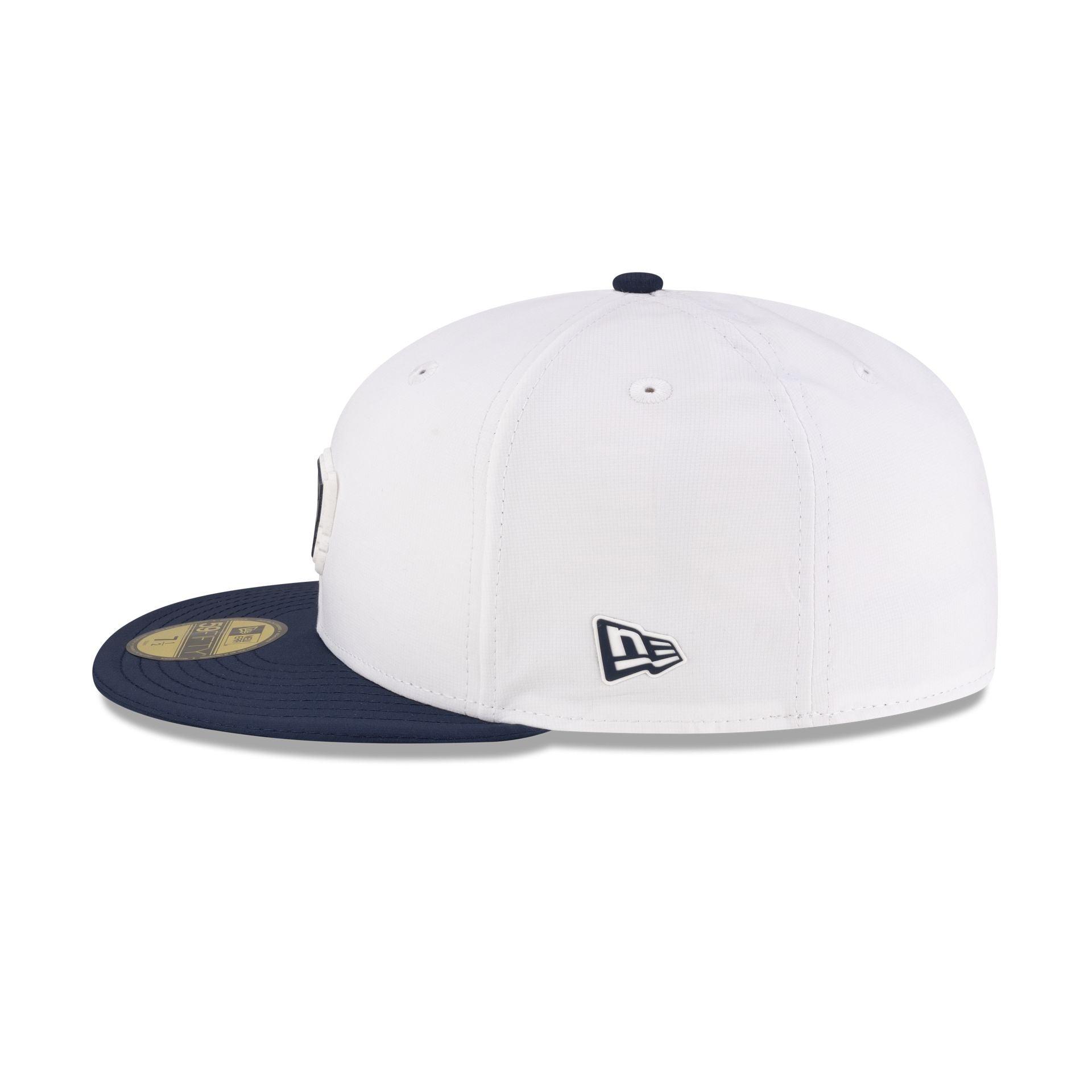 Cleveland Guardians Metallic Gold Logo 59FIFTY Fitted Hat Male Product Image