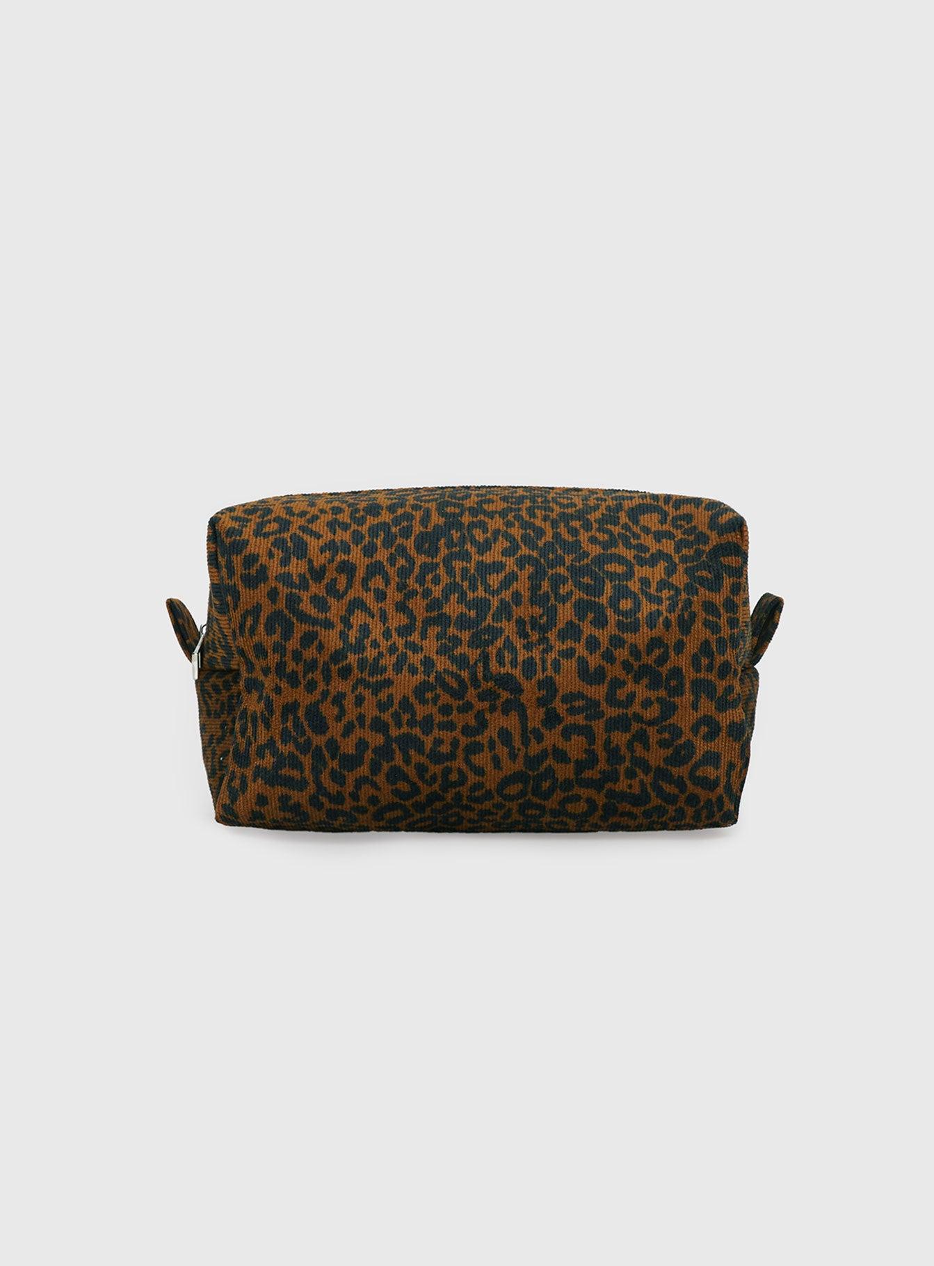 Cappucino Pouch Leopard Product Image