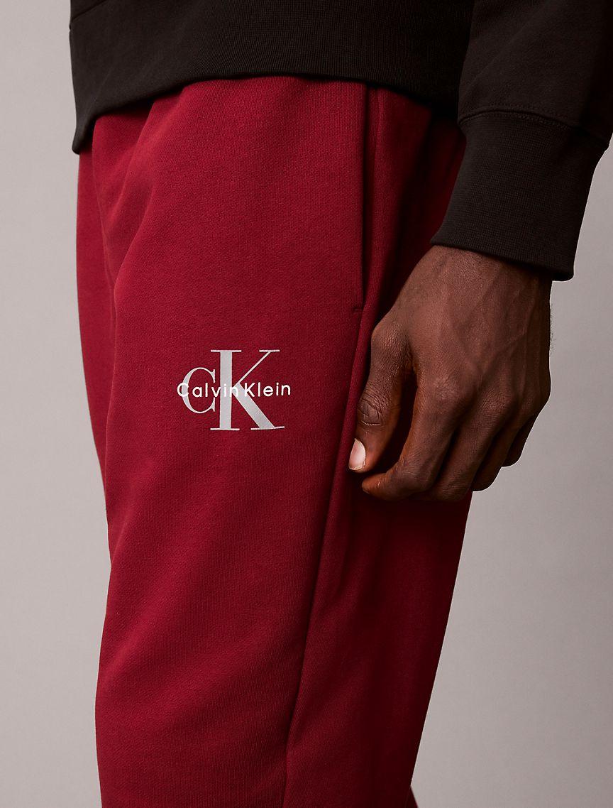 Monologo Fleece Joggers Product Image