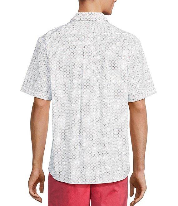 Roundtree & Yorke TravelSmart Easy Care Short Sleeve Arrow Print Sport Shirt Product Image