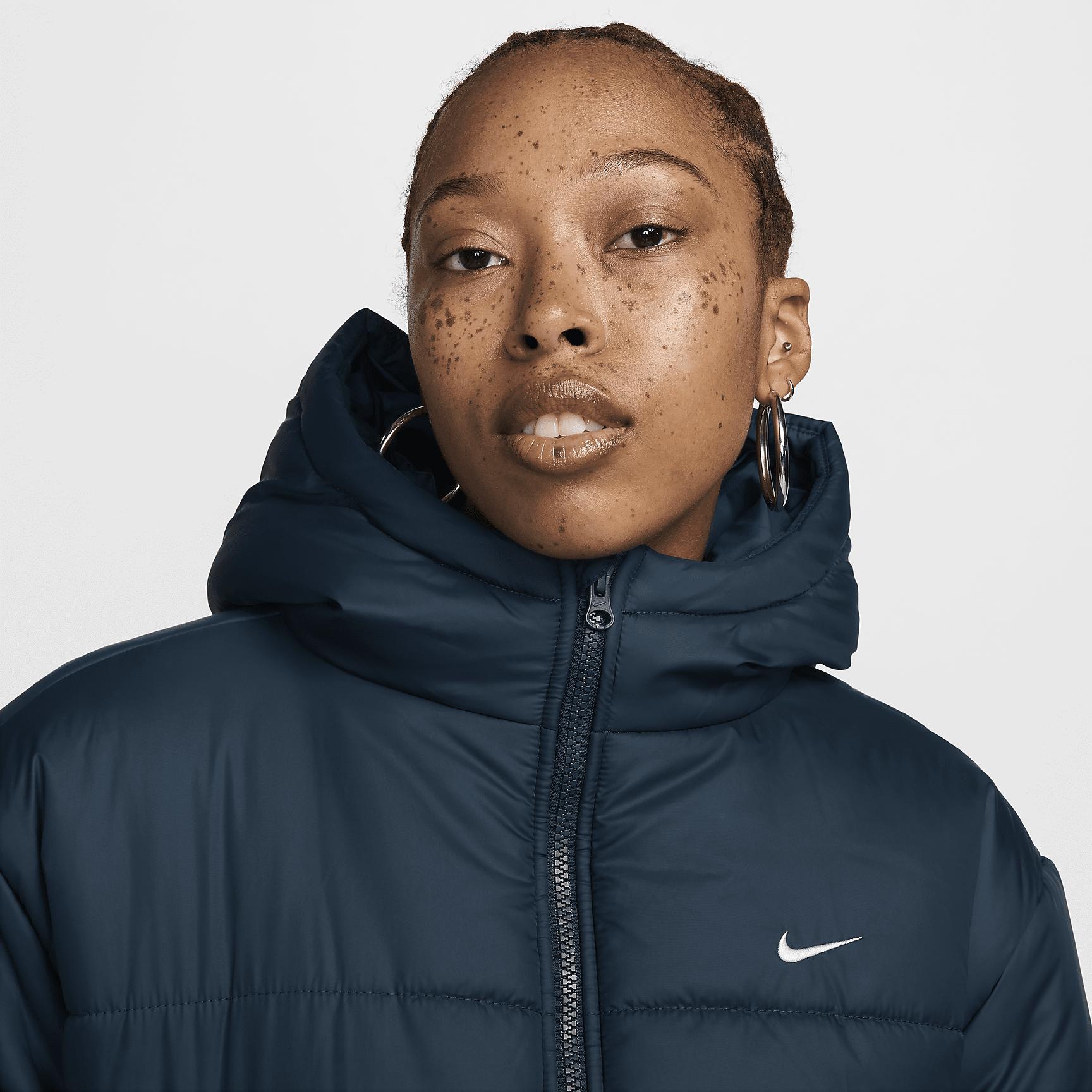 Nike Sportswear Classic Puffer Women's Therma-FIT Loose Parka Product Image