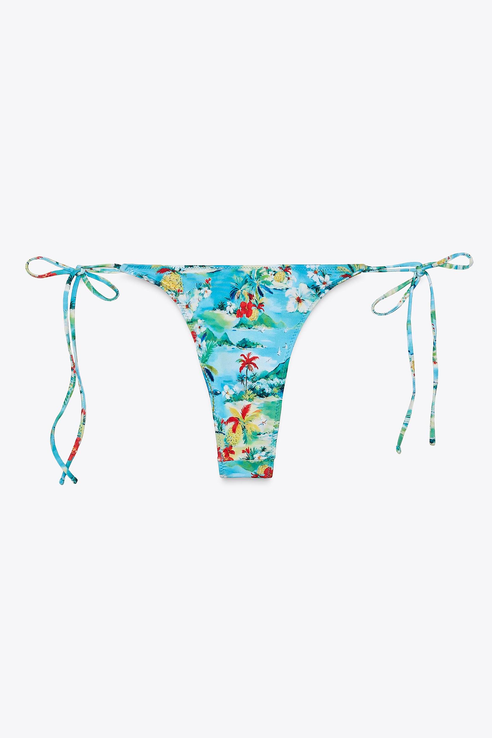 TROPICAL PRINT BIKINI TOP Product Image
