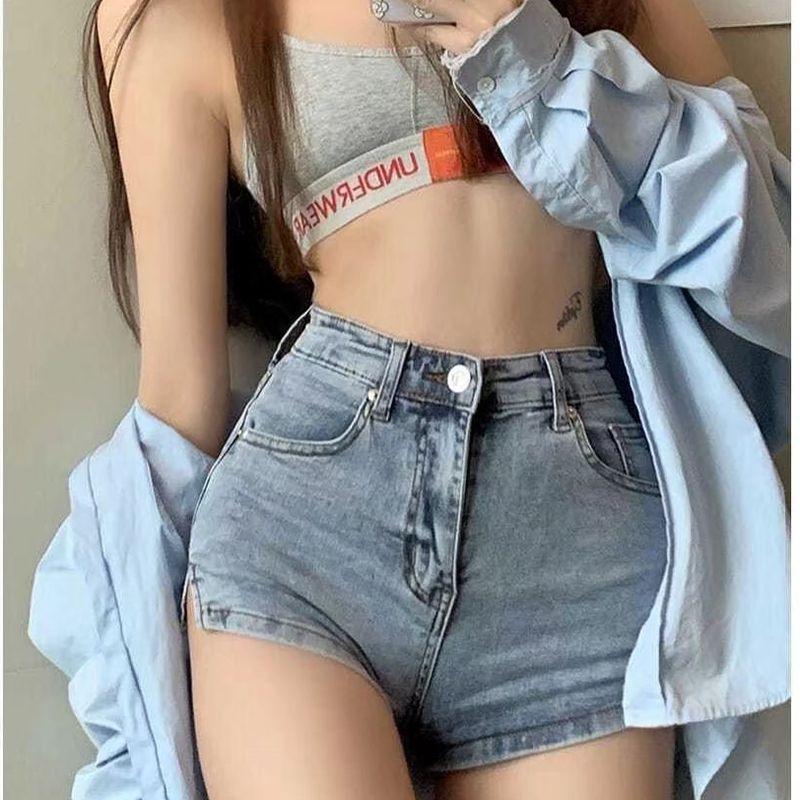 High Waist Short Jeans Product Image