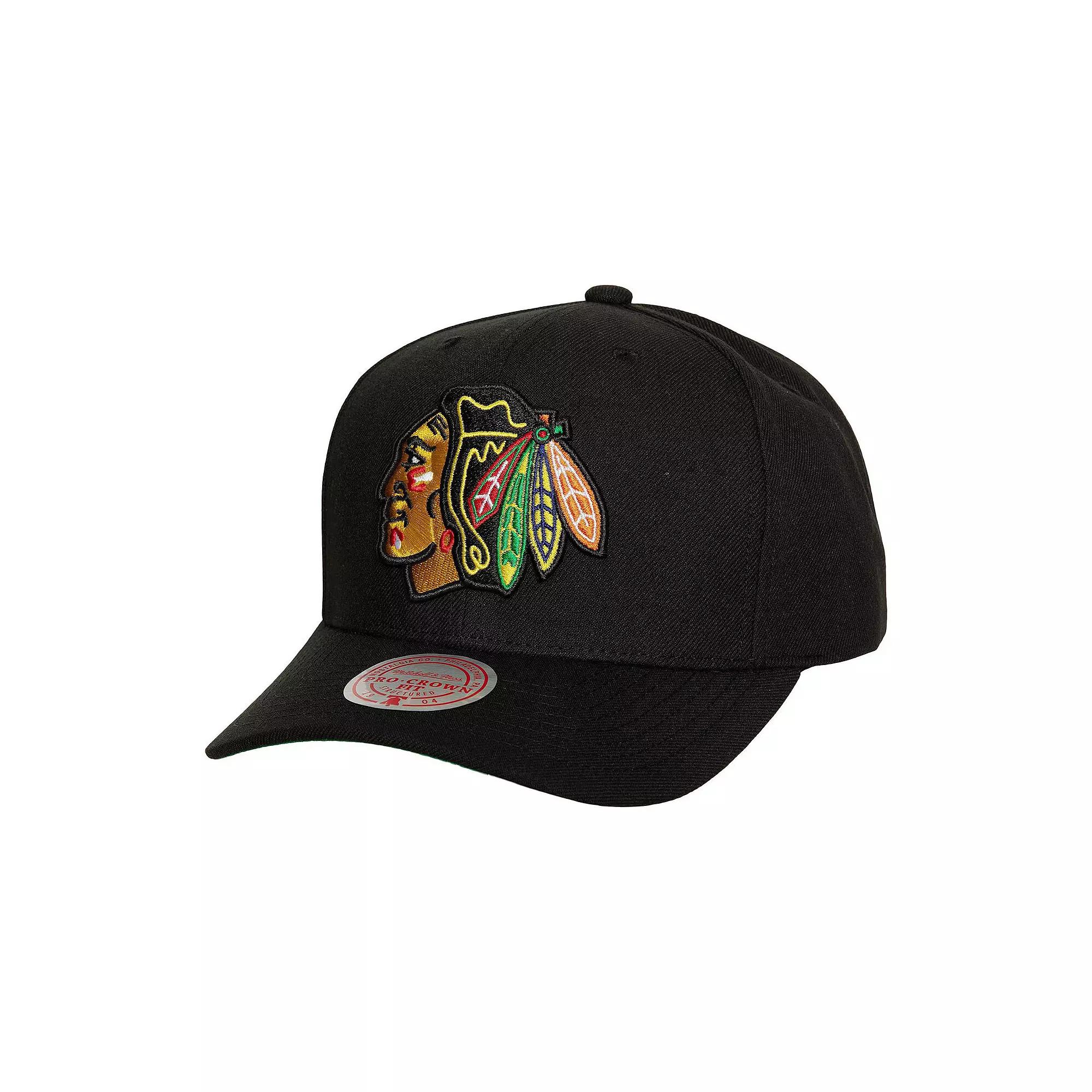 Men's Mitchell & Ness Black Chicago Blackhawks Team Ground Pro Adjustable Hat Product Image