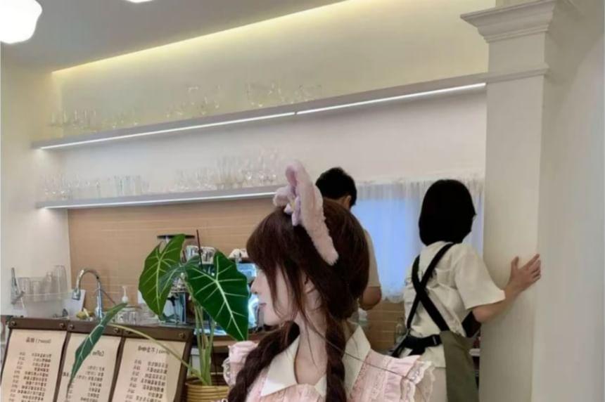 Sleeveless Collared Plain Bow Detail Romper Product Image