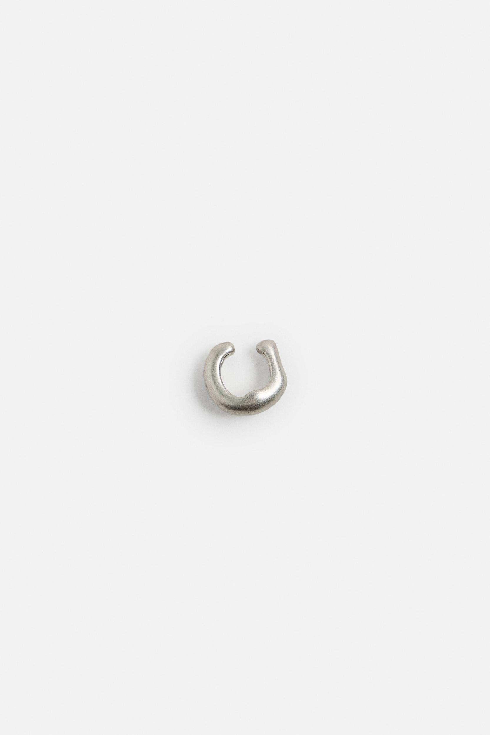 IRREGULAR EAR CUFF Product Image