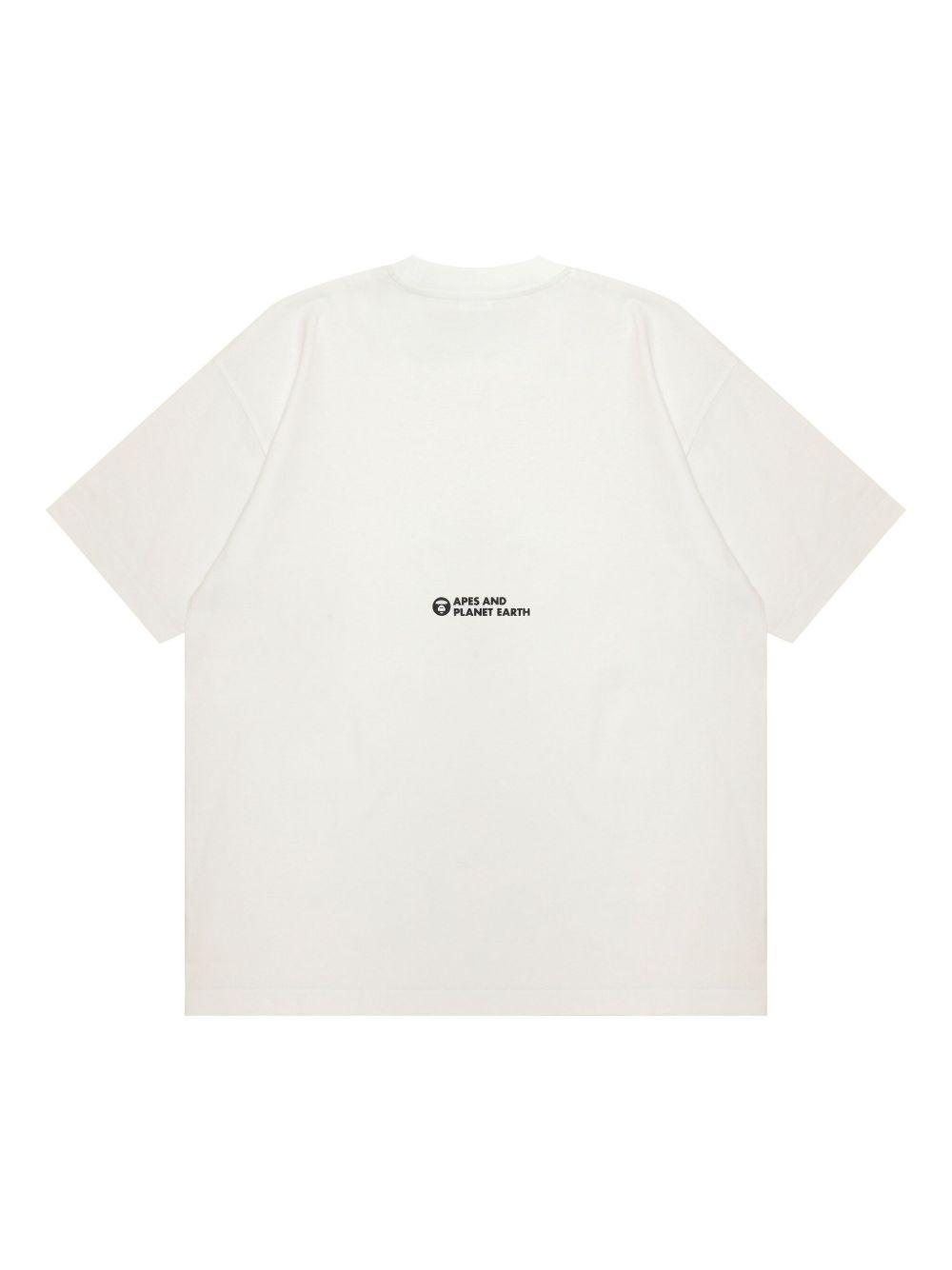 logo-embroidered T-shirt Product Image