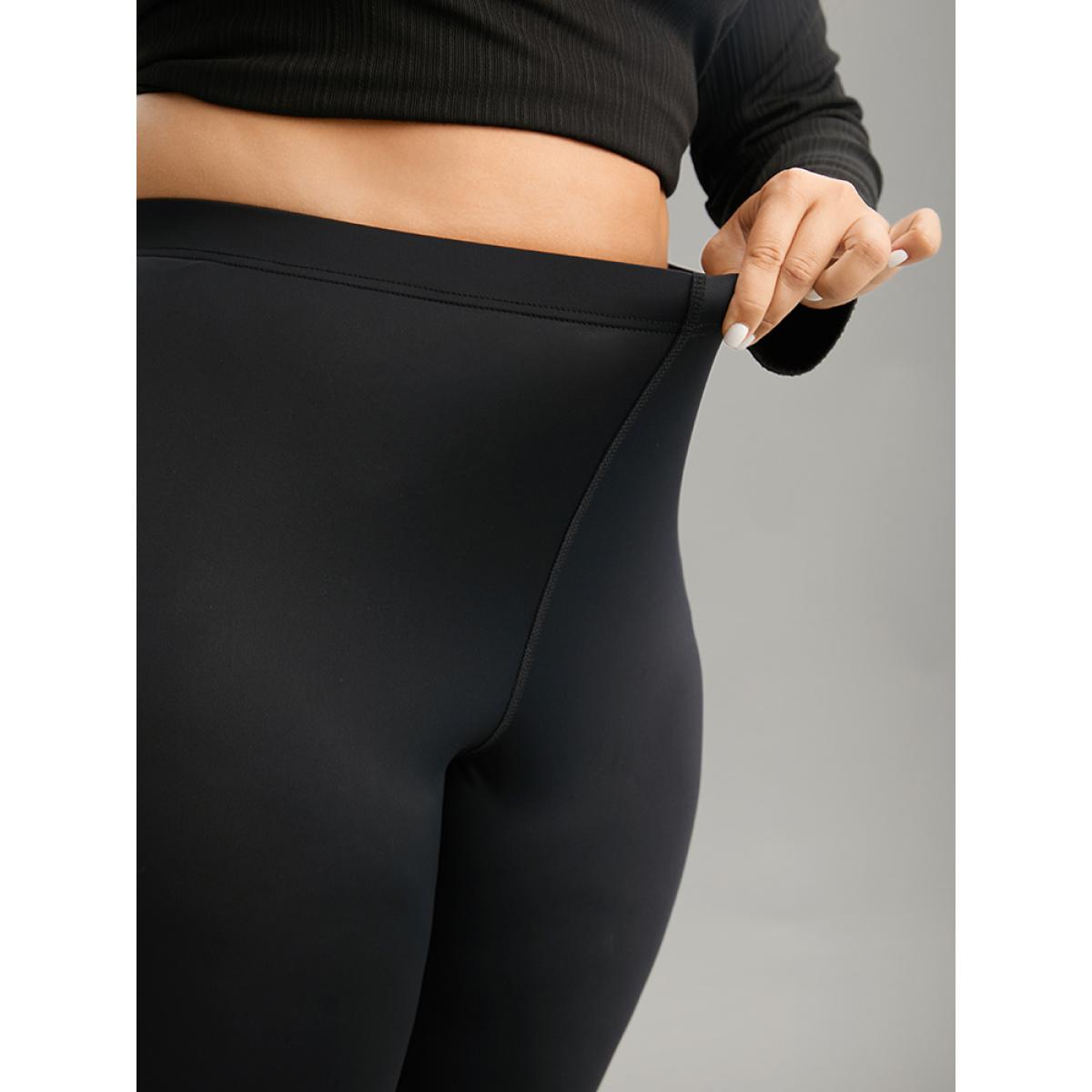 Plus Size Christmas Print High Rise Skinny Leggings Women Black Party High stretch Skinny High Rise Festival-Christmas Leggings BloomChic 28/5X Product Image