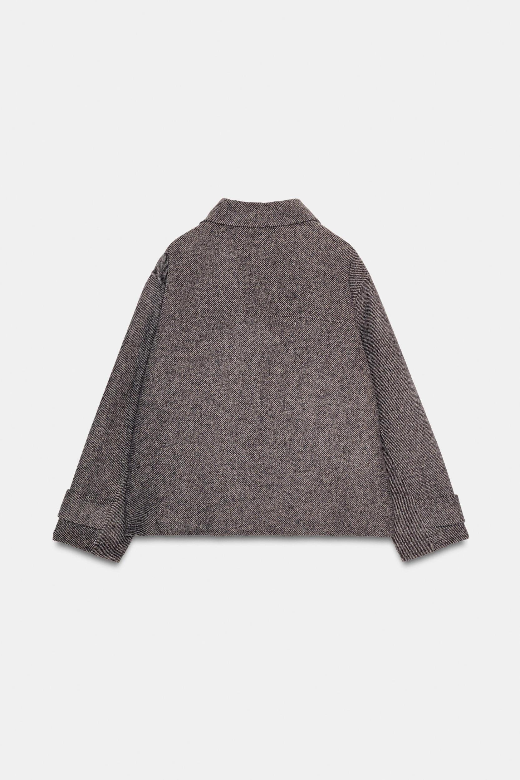 SHORT WOOL COAT Product Image