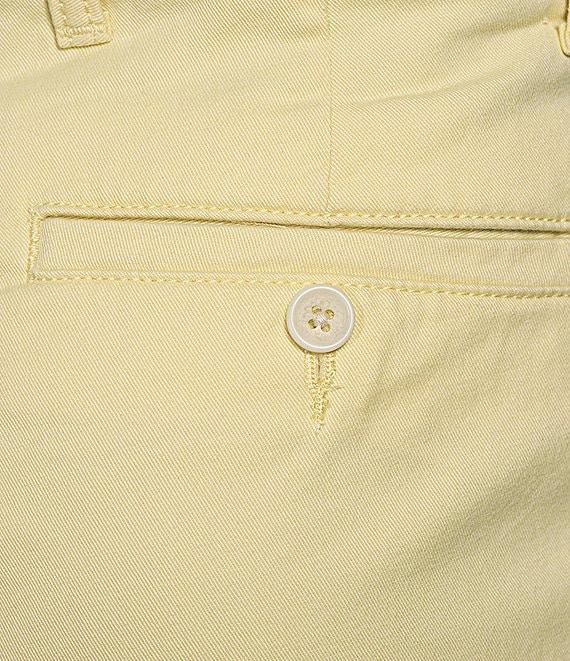 Roundtree & Yorke The Cloud Short 5#double; Straight Fit Flat Front Stretch Washed Chino Shorts Product Image