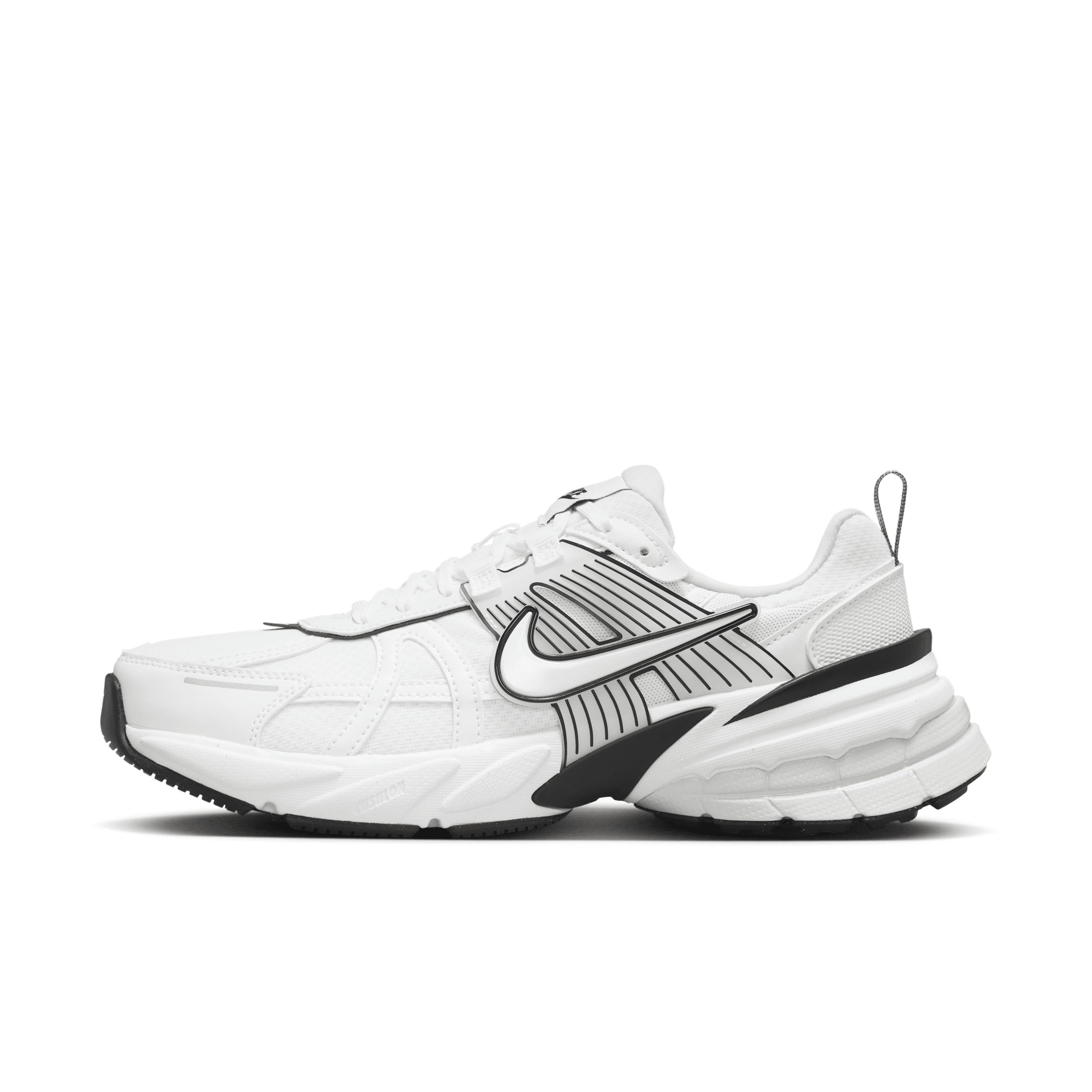 Nike Womens V2K Run Shoes | HF5342-100 Product Image